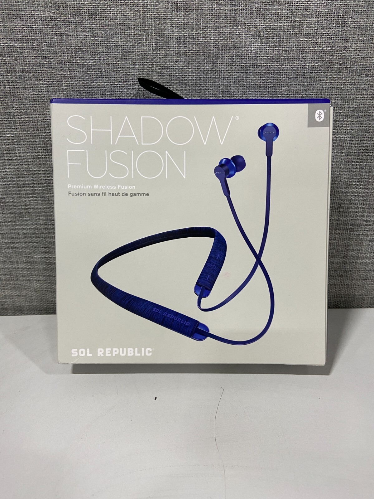 Sol Republic Shadow Fusion Wireless Neckband Earbuds Blue