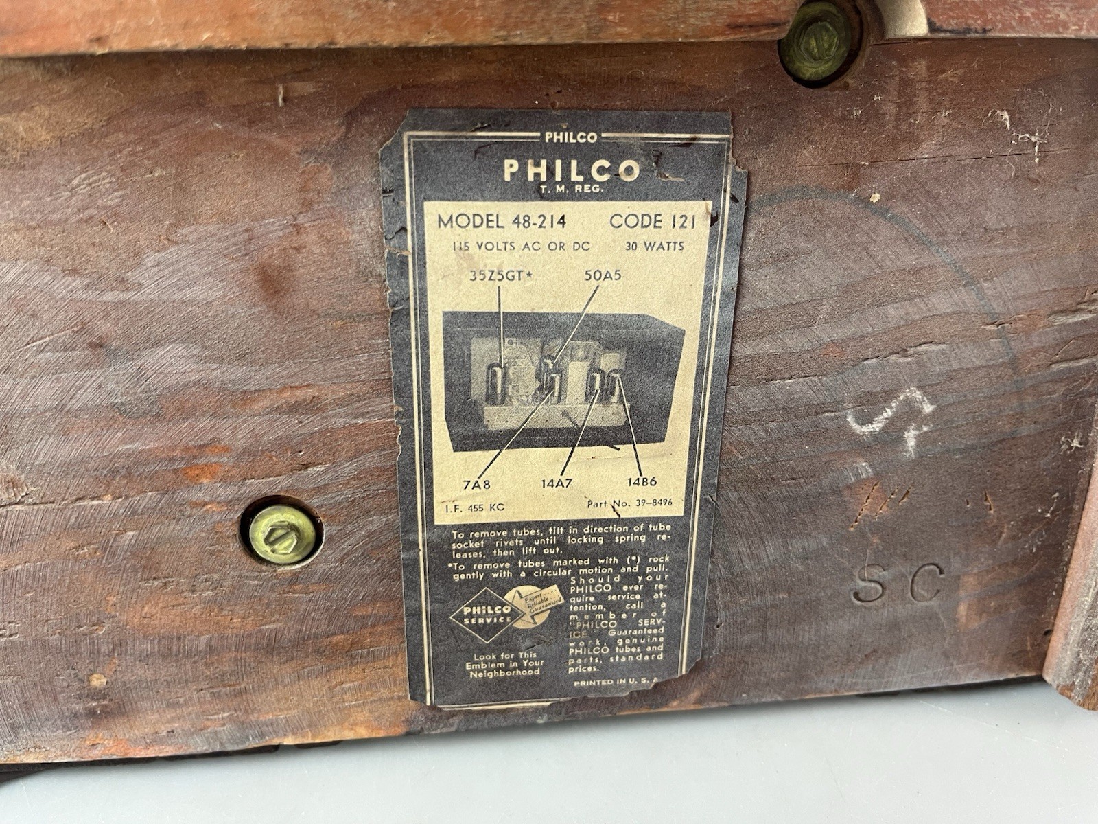 Philco 48-214 Radio