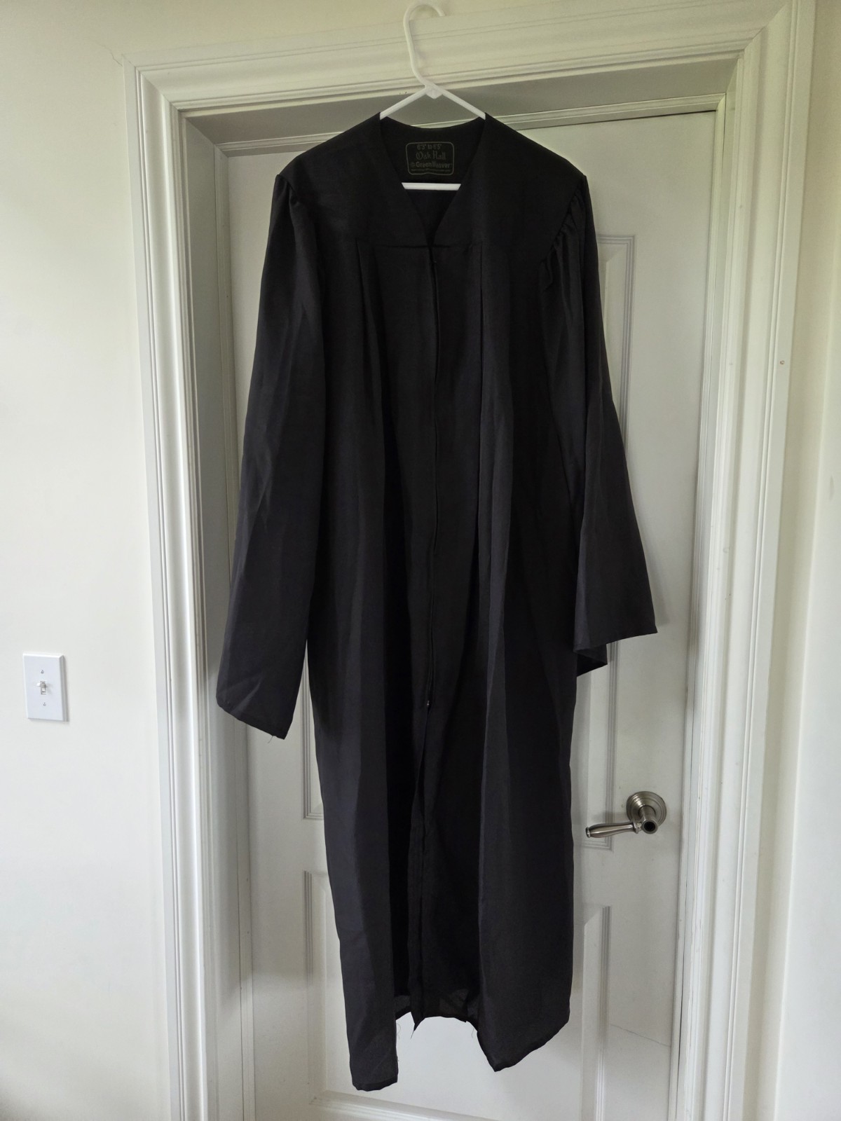 Oak Hall GreenWeaver Master Graduation Gown (6' 3" to 6' 5") Matte Black