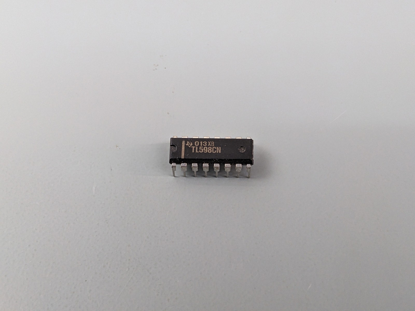 TL598 PWM Control Circuit IC