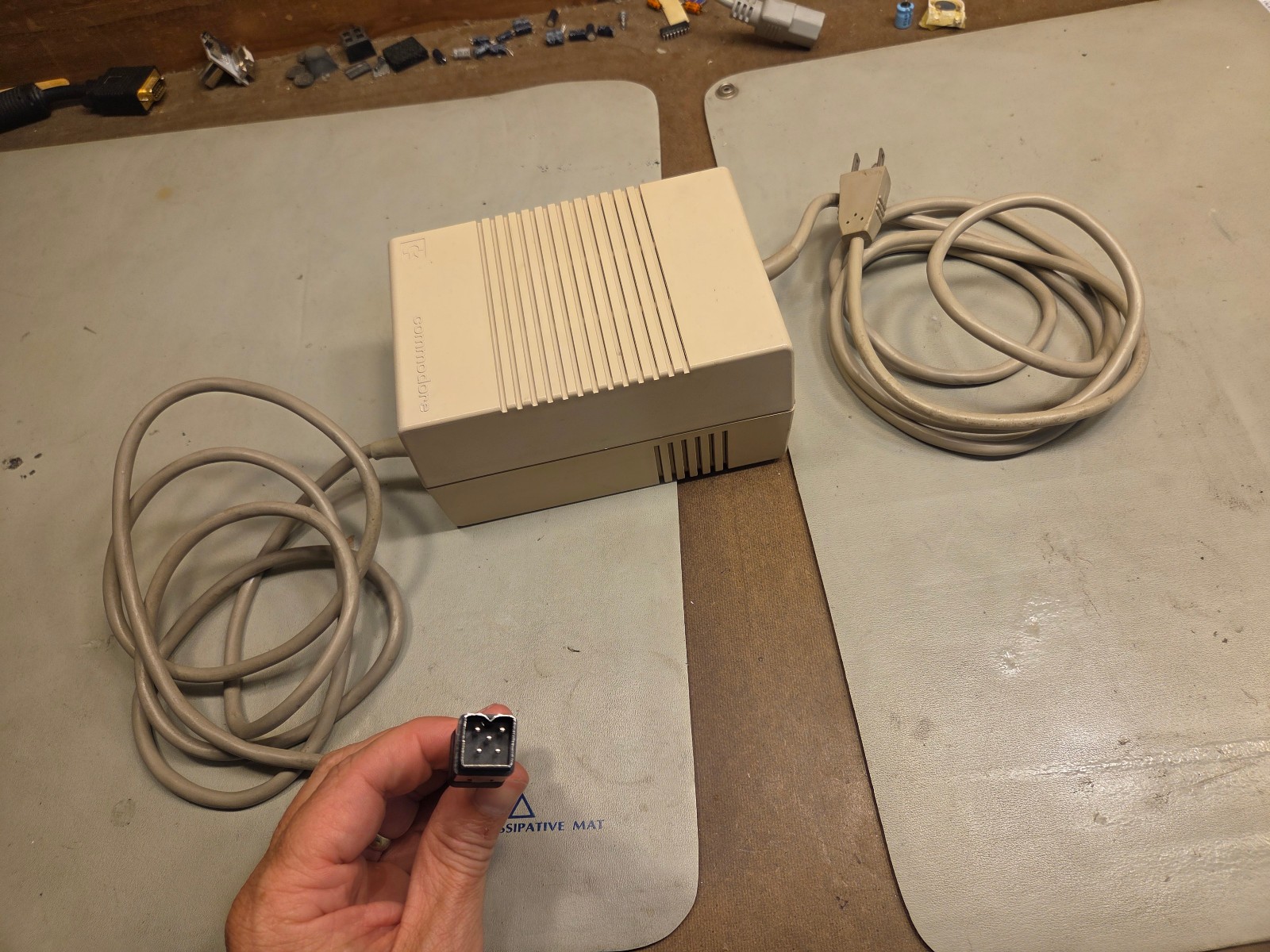 Commodore 128 C128 Computer with Power Supply - FREE SHIPPING