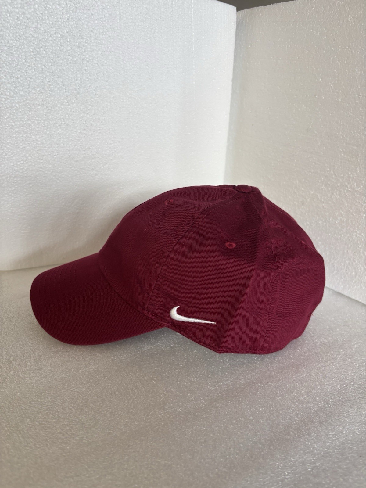 Nike cap hat- Maroon