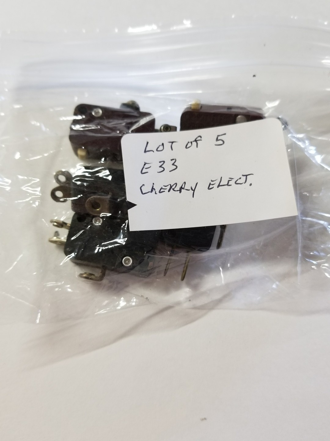 *USED* (LOT OF 5) E33 CHERRY ELECTRIC SWITCH *FREE SHIPPING*