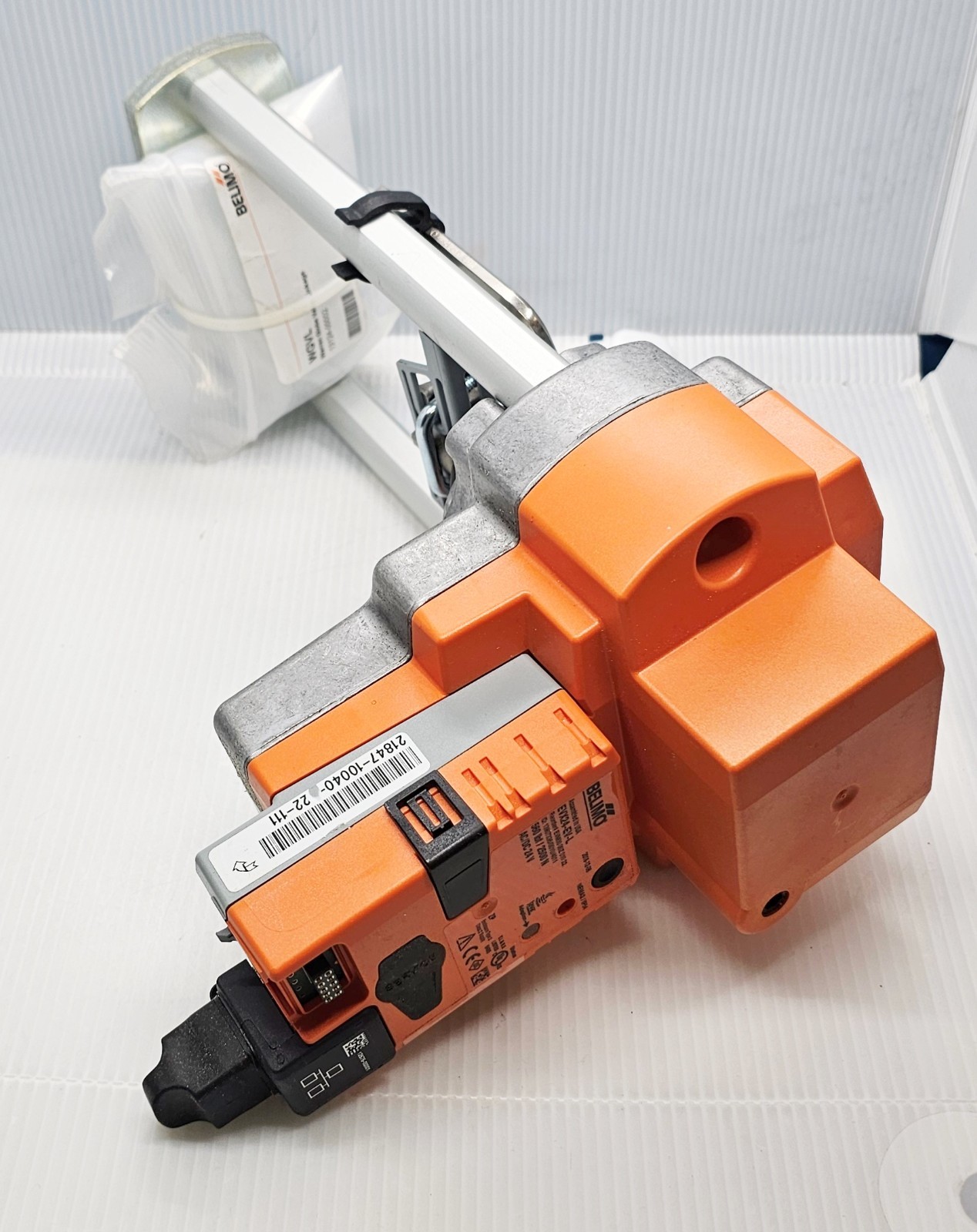 Belimo EVX24-EV-L  Control Valve + WGVL Warren Globe Valve Linkage
