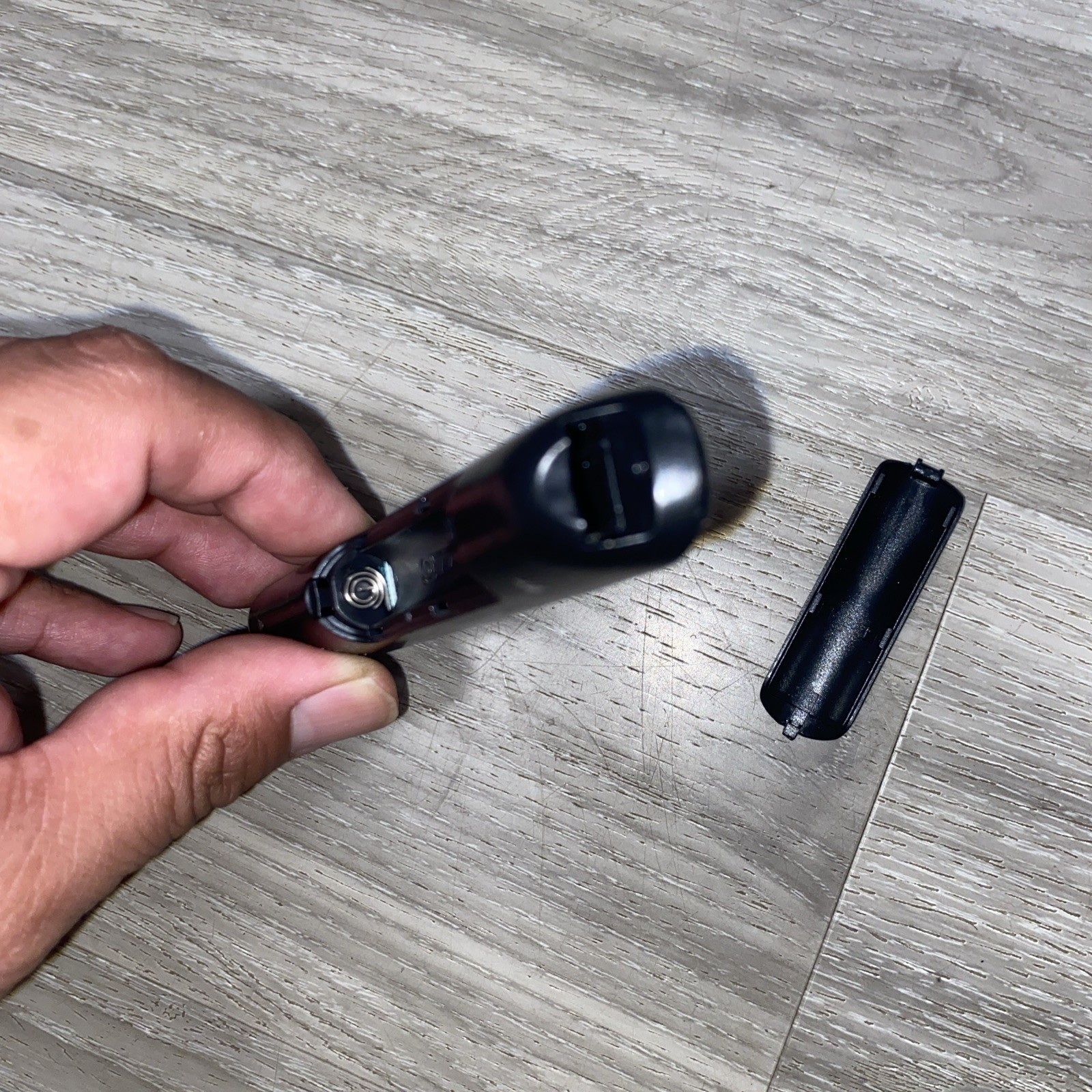 Wireless Presenter Pointer PowerPoint Clicker, 2.4GHz Mouse Volume (missing USB)