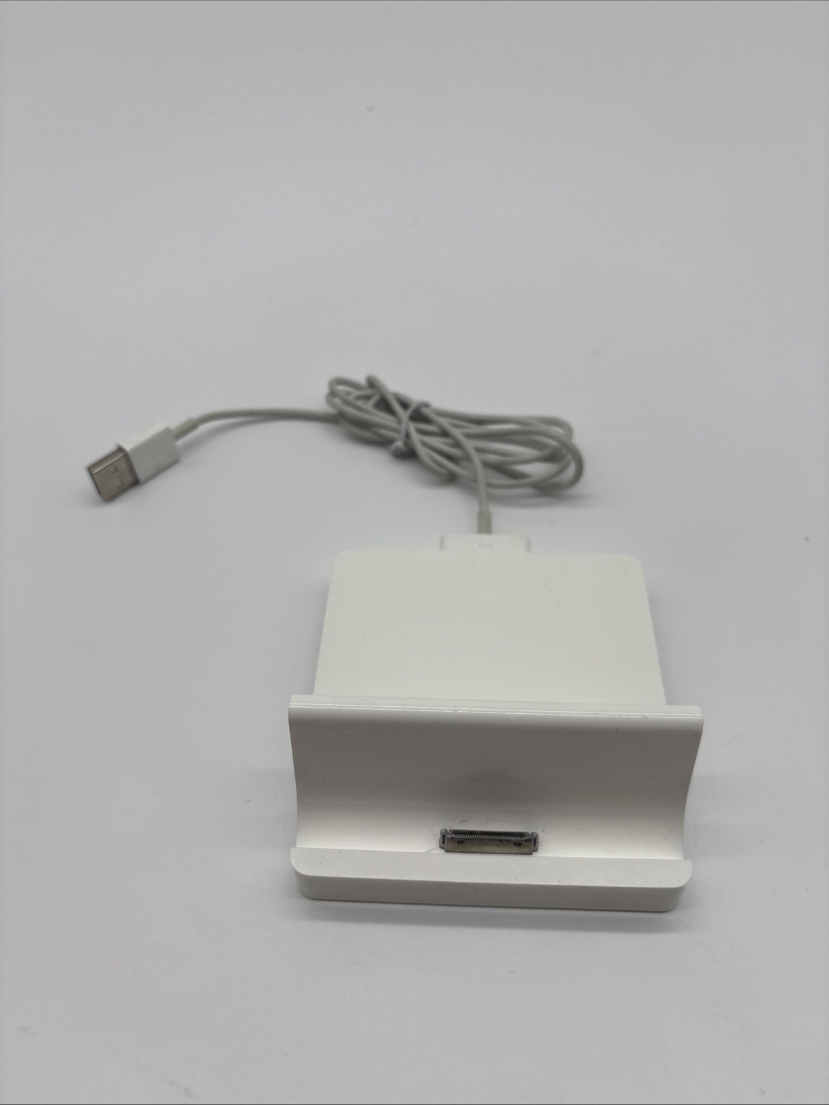Apple IPAD 2/3 Docking Station Charger Model # A1381