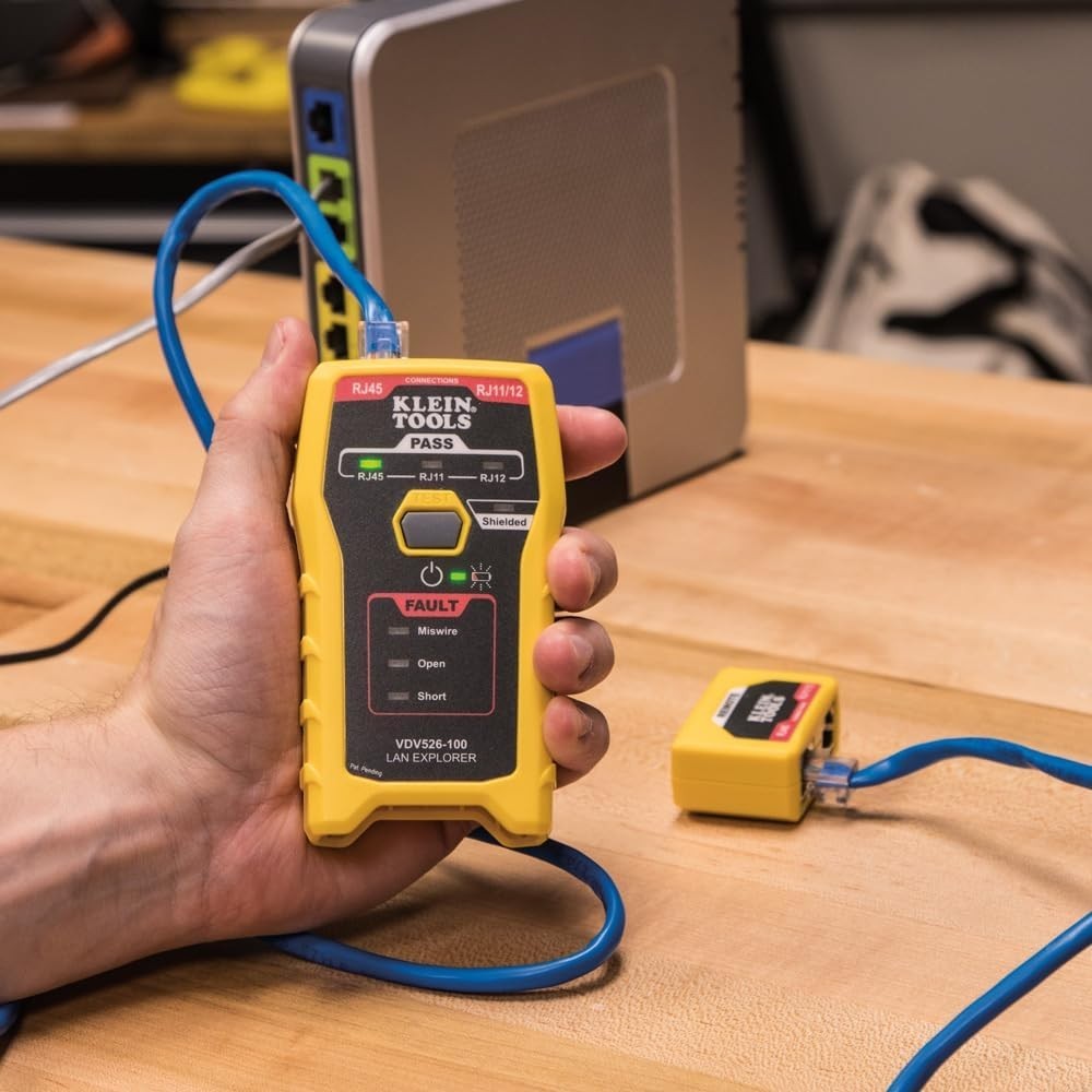 Compact Battery-Powered Network Cable Tester - Reliable VDV Testing Solution