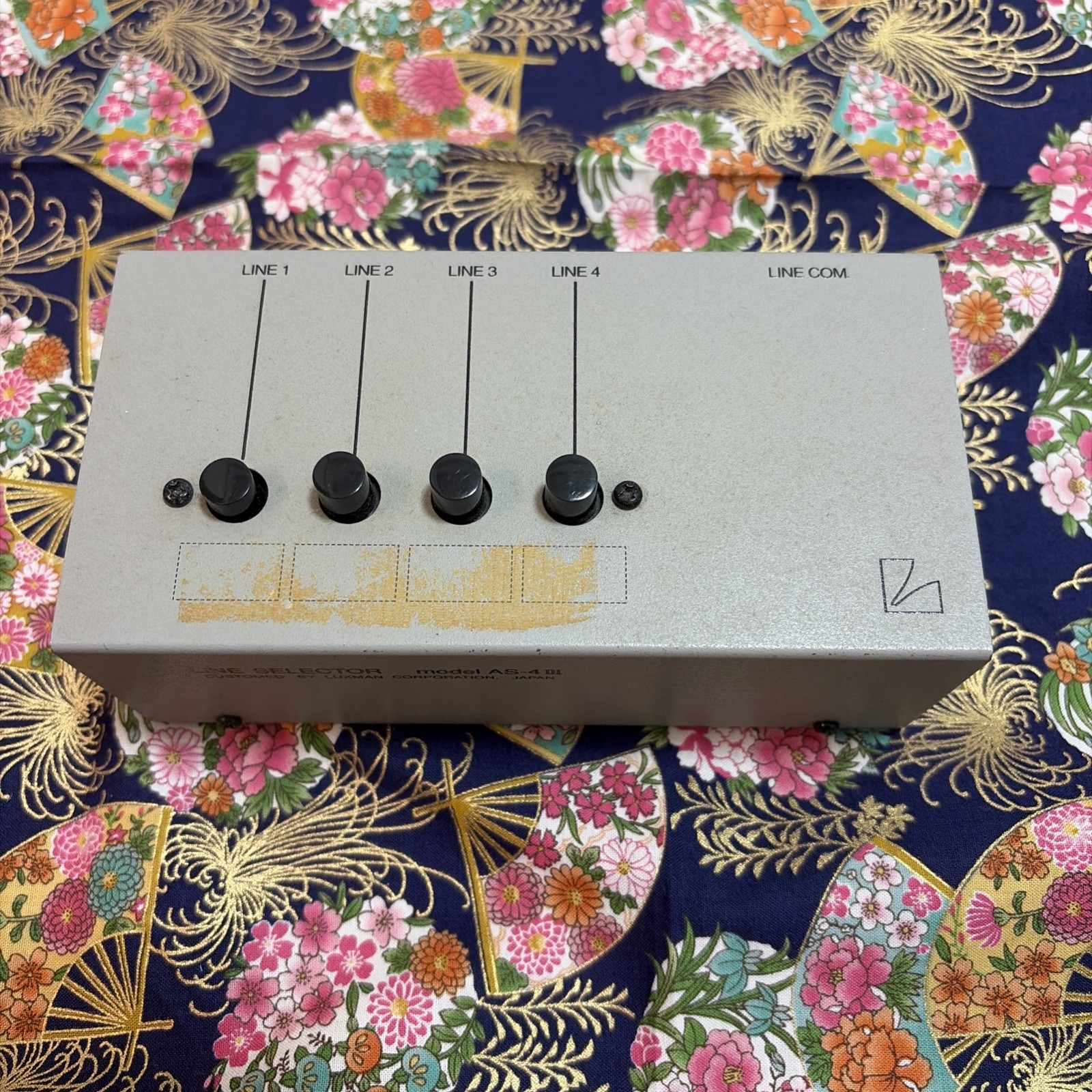 Luxman AS-4III Line Selector shipped from japan