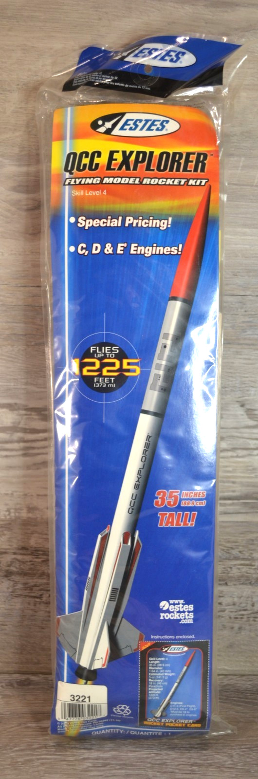 Estes QCC Explorer Flying Model Rocket Kit - Skill Level 4 - Sealed