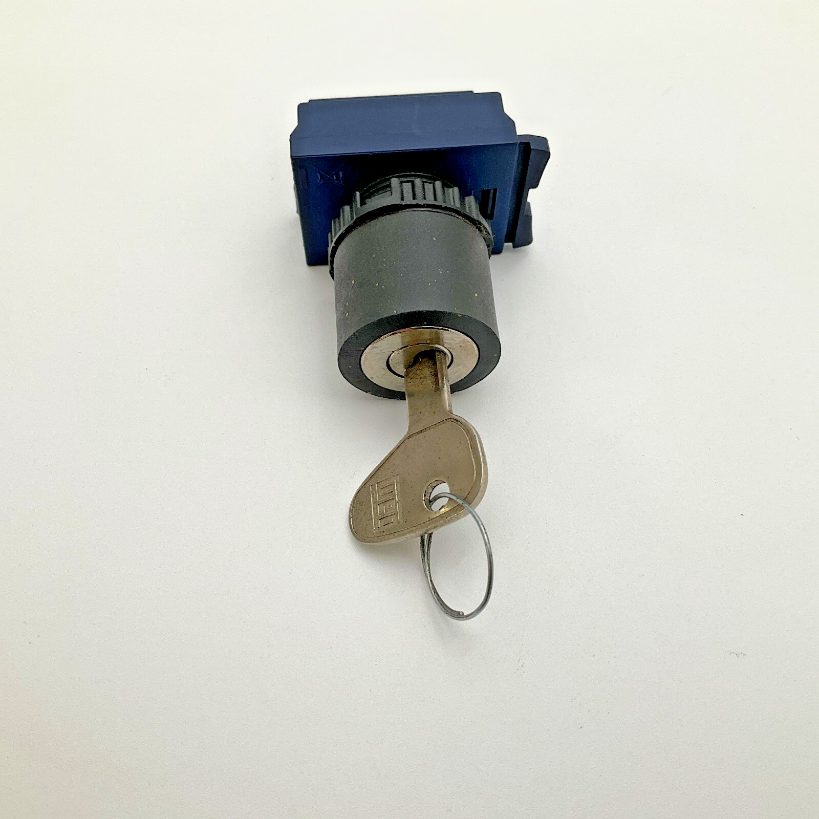 WEG BC01F 2-Postion Maintained Key Switch BCO1F (TSC)