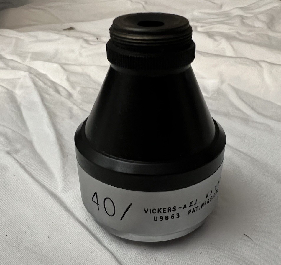 Vickers 40X / N.A. 0.57 Objective U9863 Patent 651035