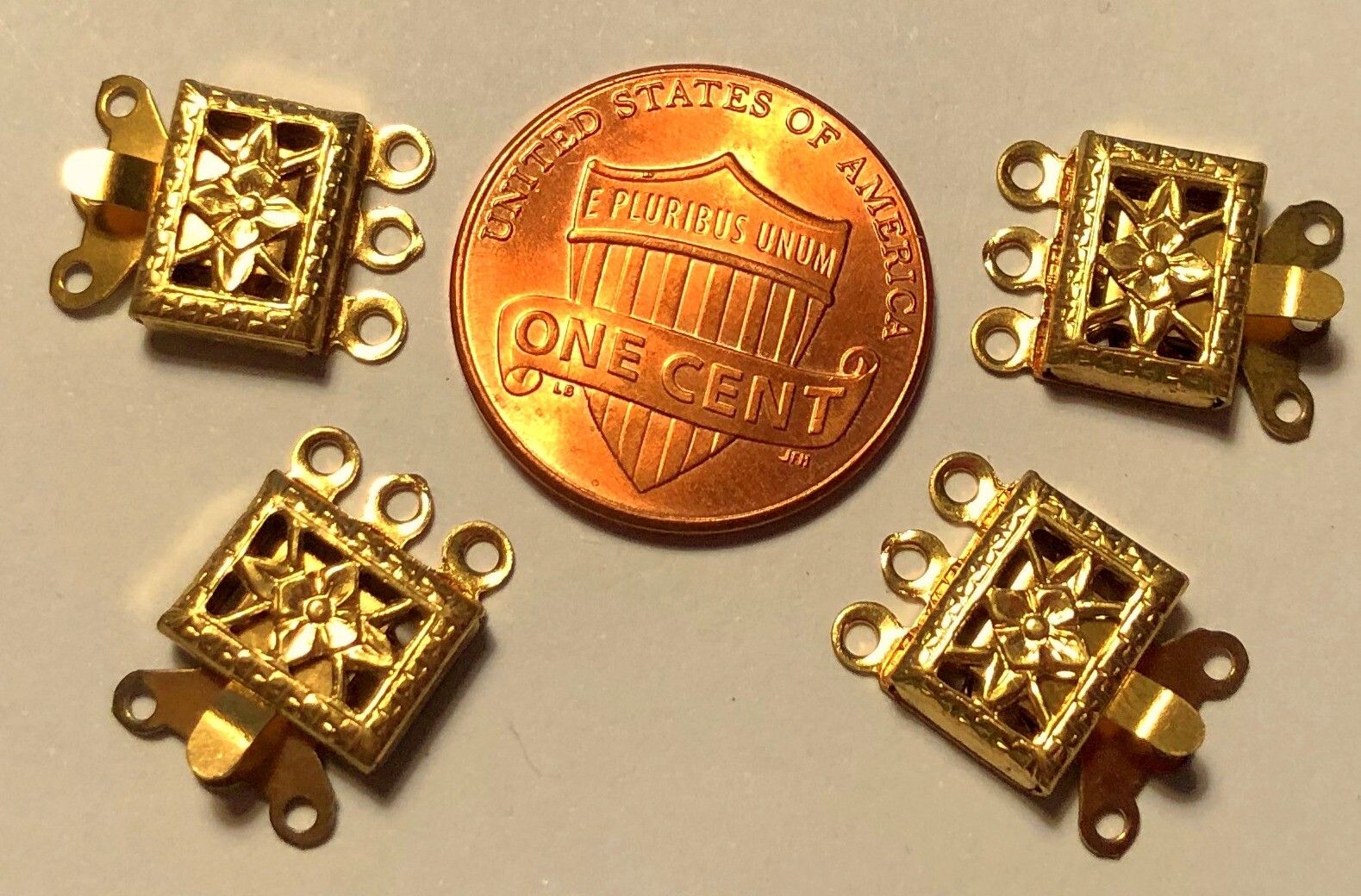 Lot of 4 Gold Tone Metal 3 Strand Box Clasps 9.8mm Long & 7.3mm Wide