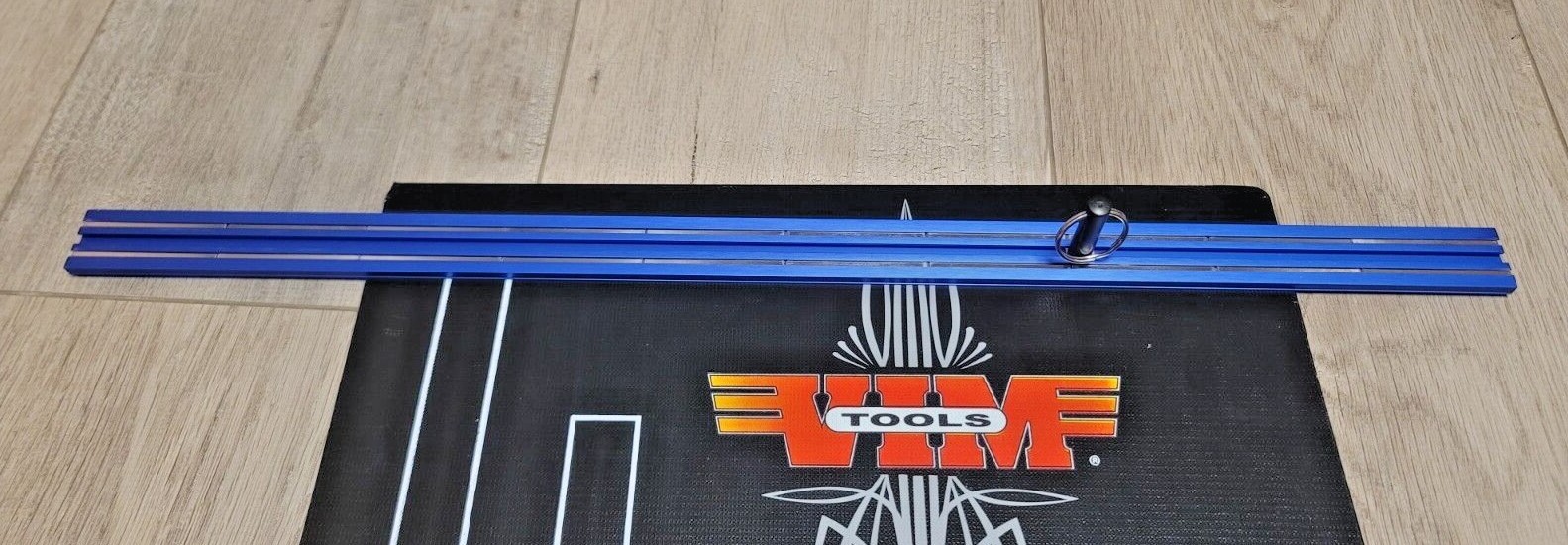 VIM 20" Blue Magrail Magnetic Socket and Tool Rail w/ Free Lifting Peg #MR20B