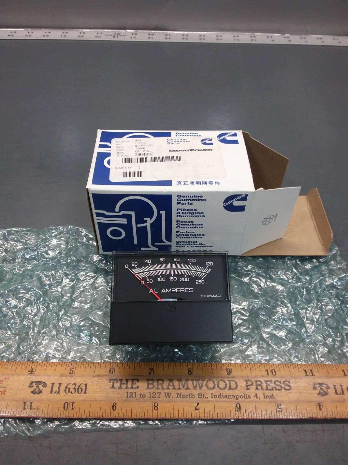 Yokogawa 260240LSLS (3904932) Panel Ammeter 0-120, 0-5A Scale 50-400Hz, 2-1/2"