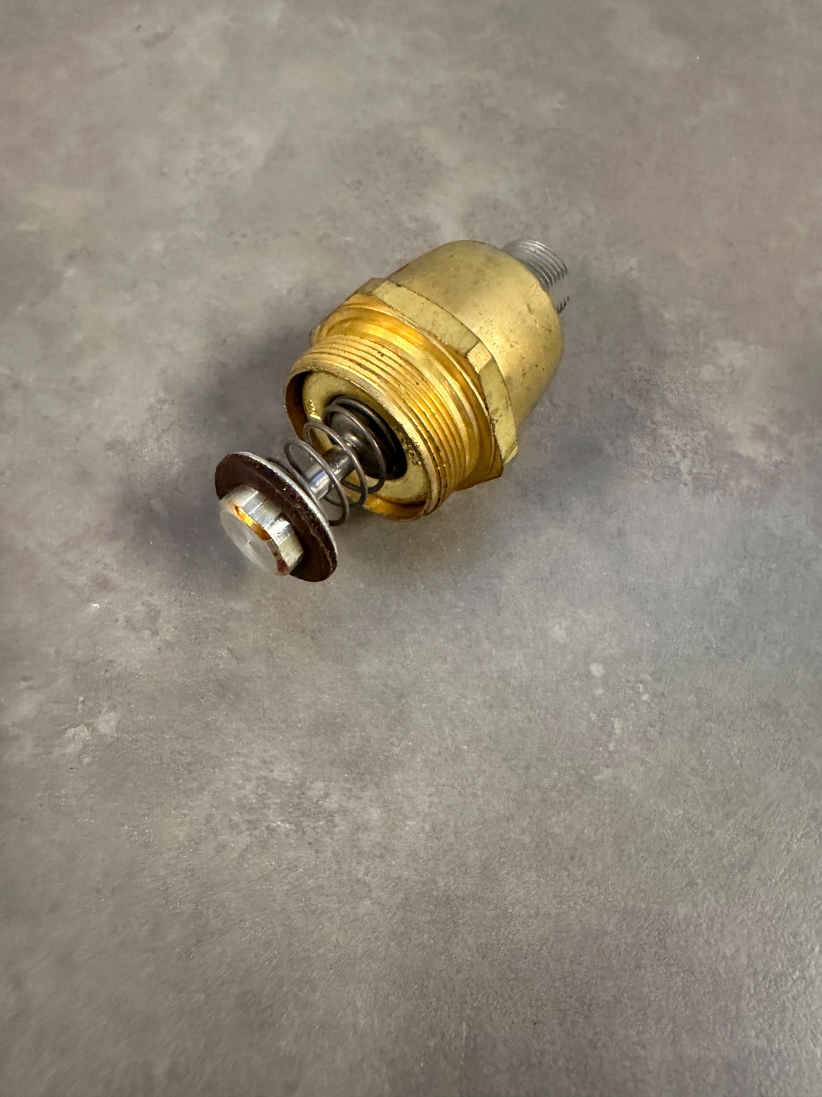 Baso 801–28 power unit assembly