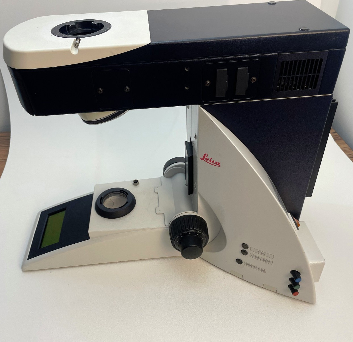 Leica DM4000B Material Analysis Microscope DM4000