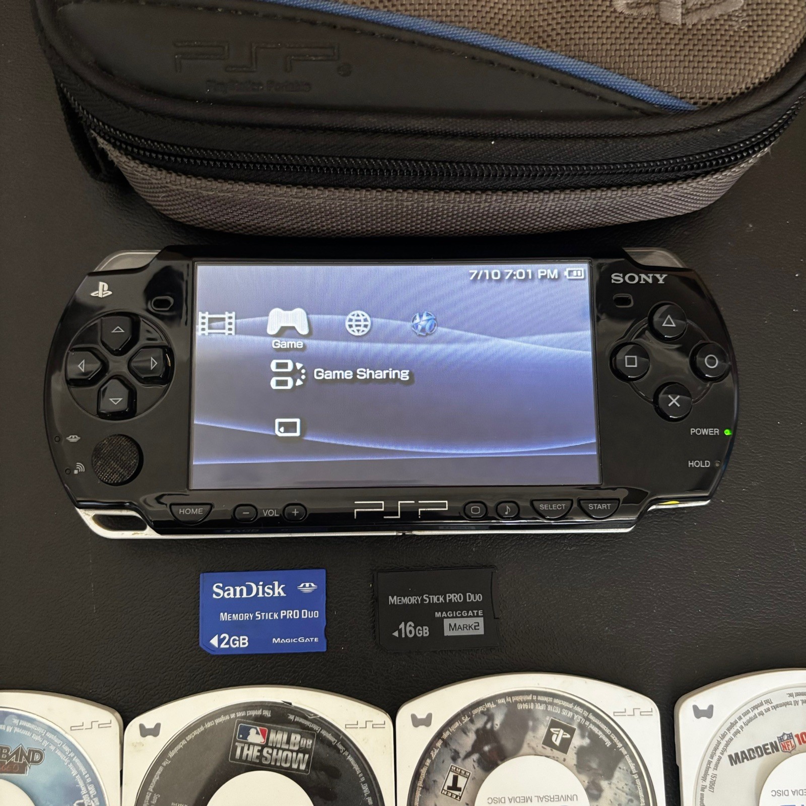 Sony PSP-2001 Piano Black PlayStation Portable Bundle