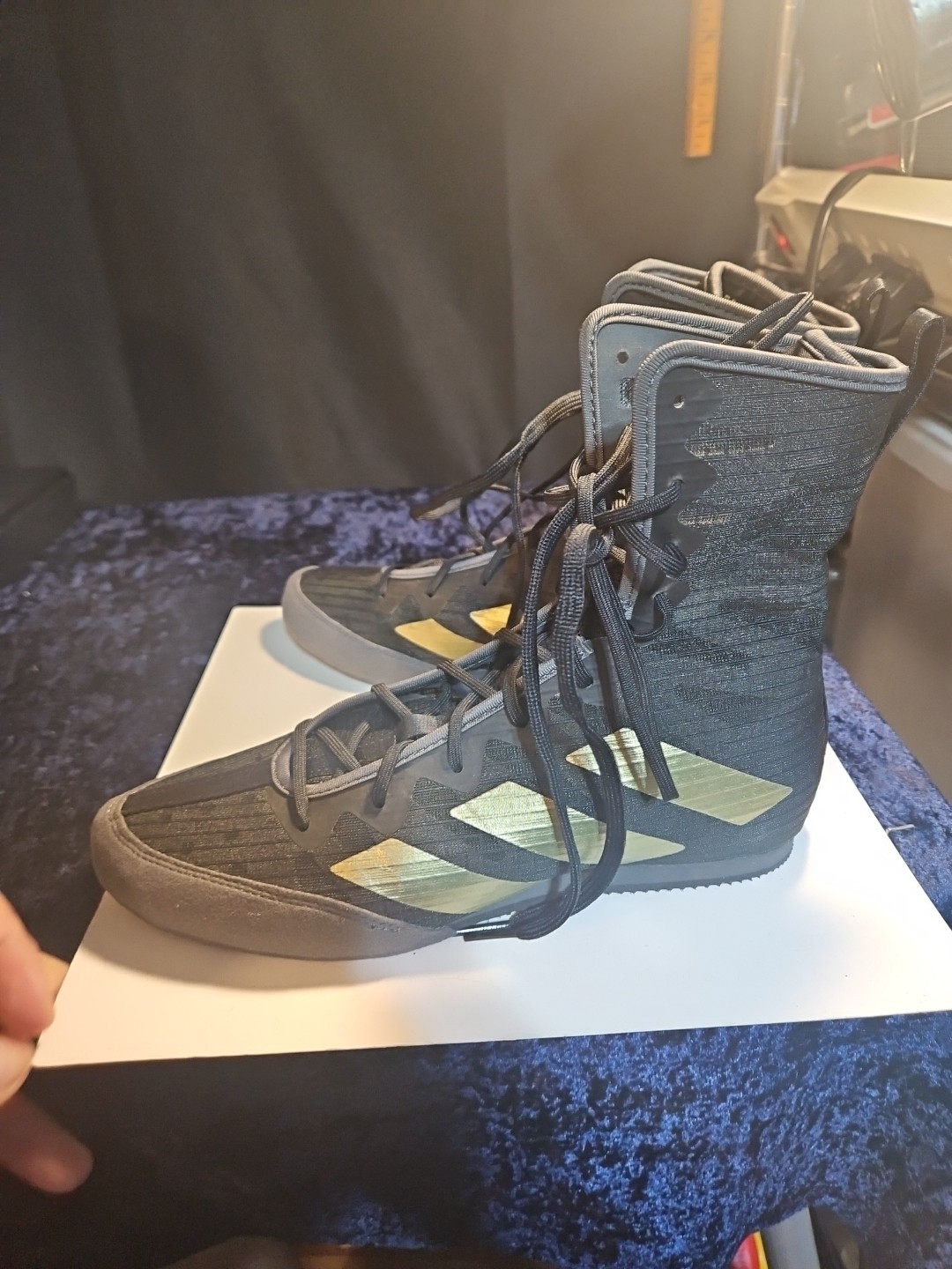ADIDAS BOX HOG 4 BOXING BOOTS GZ6116 BOXING SHOES UNISEX KIDS SHOES SZ 6 @E