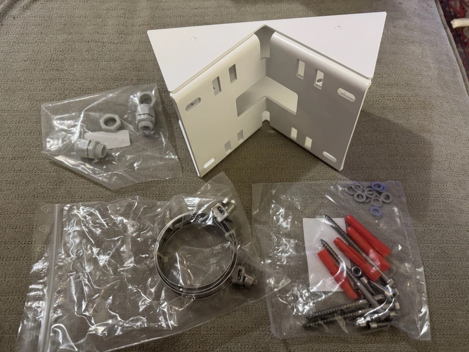 Mobotix Mx-opt-mh Pole Mount For D7x, Q7x, Q2x, D2x, ExtIO. New Open Box