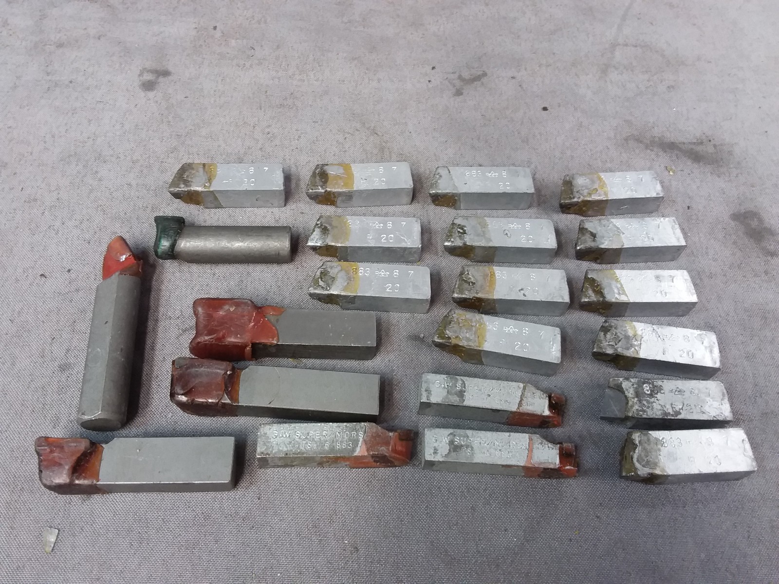 LOT 22X - 3/8" Stubby Carbide Brazed Lathe Tool Bit Mixed