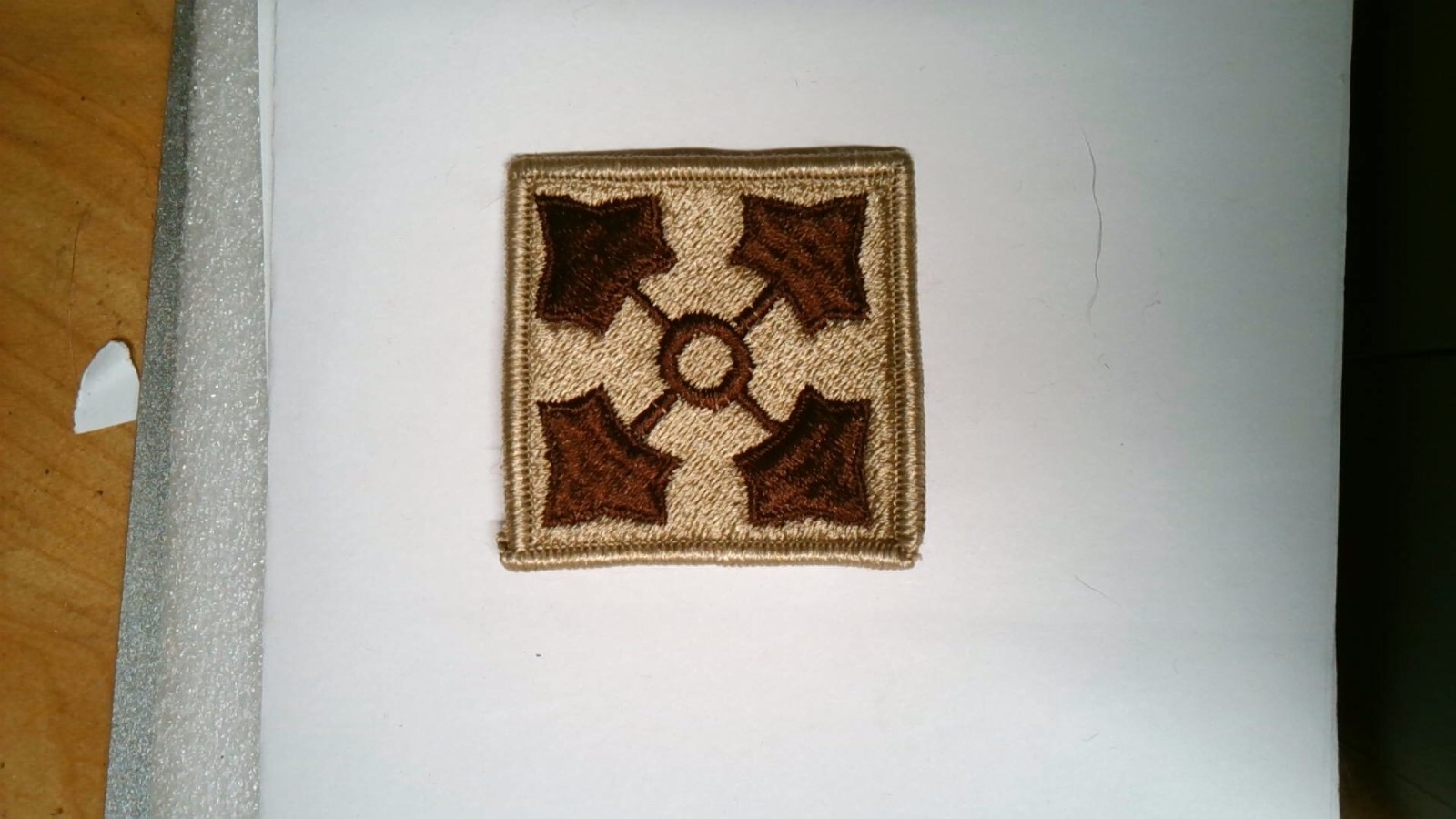 MILITARY PATCH SEW ON OLDER DESERT 4TH INFANTRY DIVISION