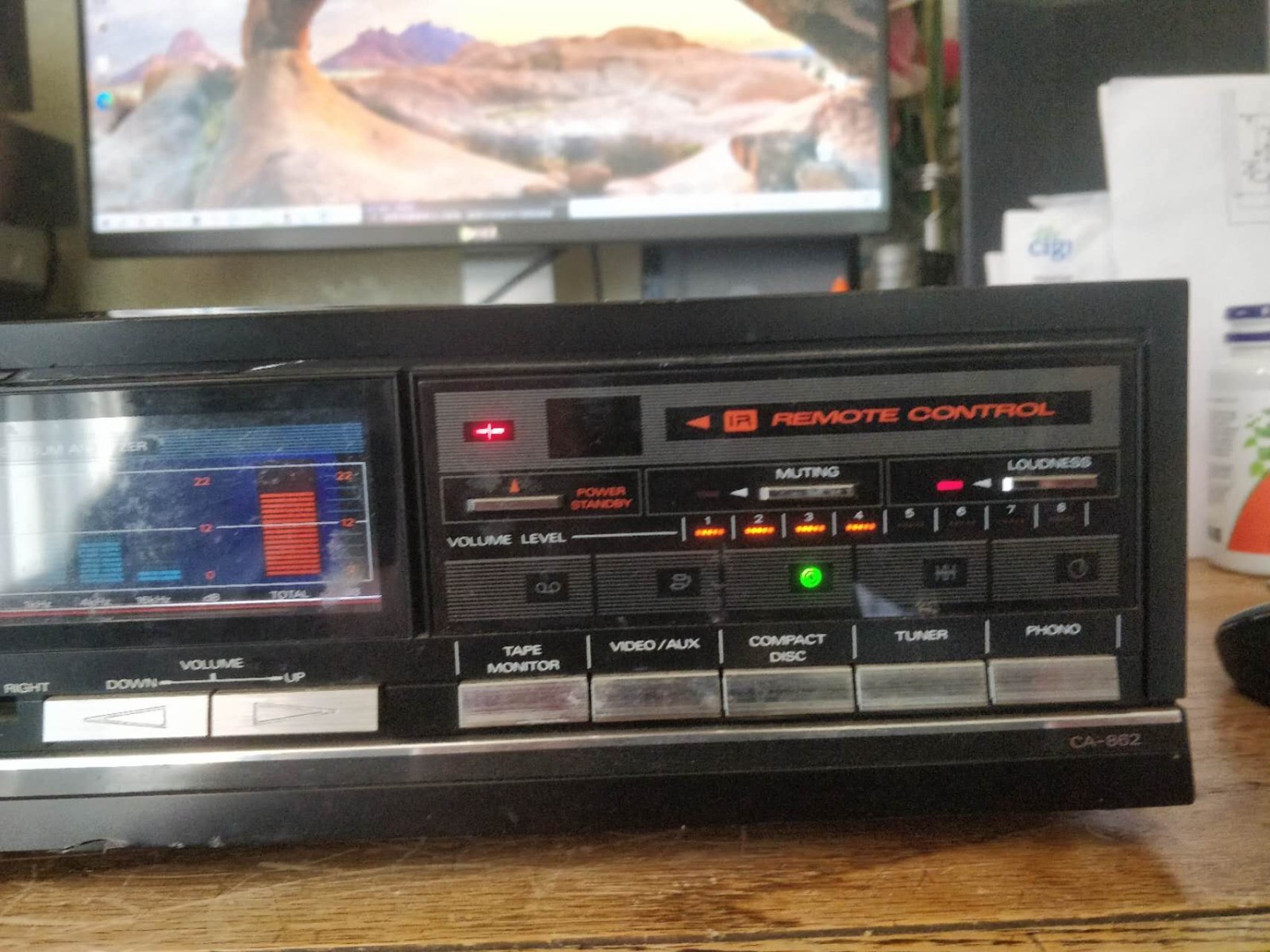 FISHER Model CA-862 Integrated Stereo Amplifier . works great.