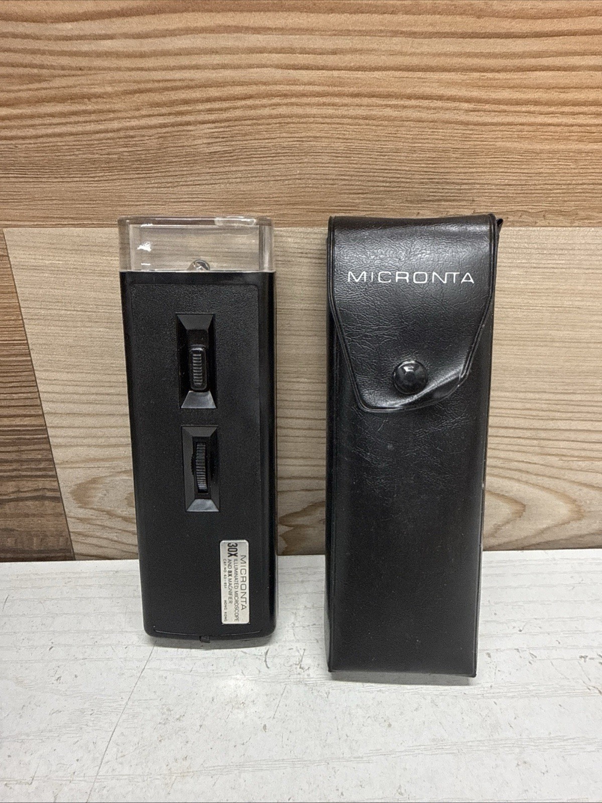 Micronta, 30X Illuminated Microscope, w/Black Vinyl Case, Tested