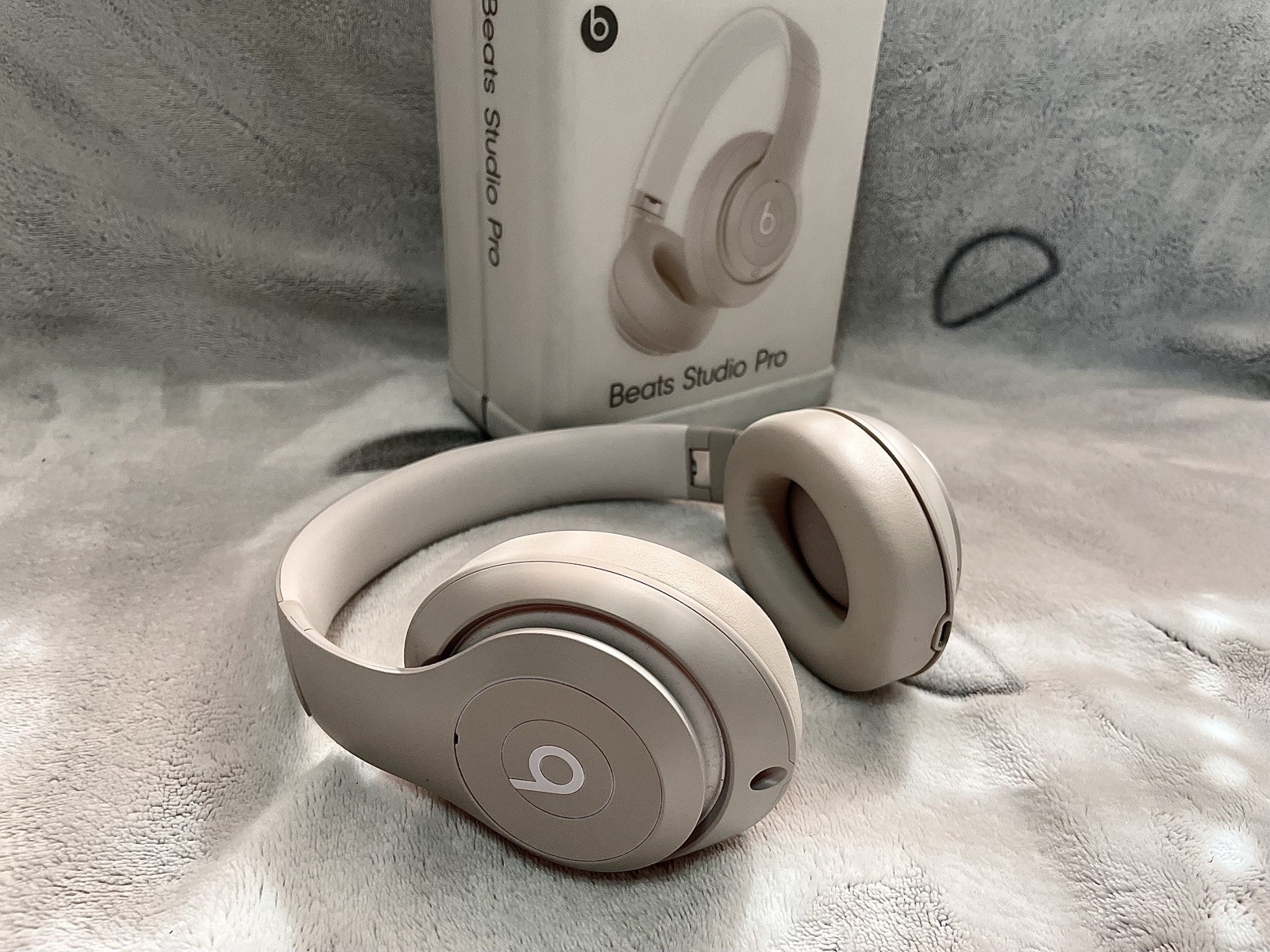 Beats Studio Pro Wireless Bluetooth Headphones - Sandstone (New Sealed)