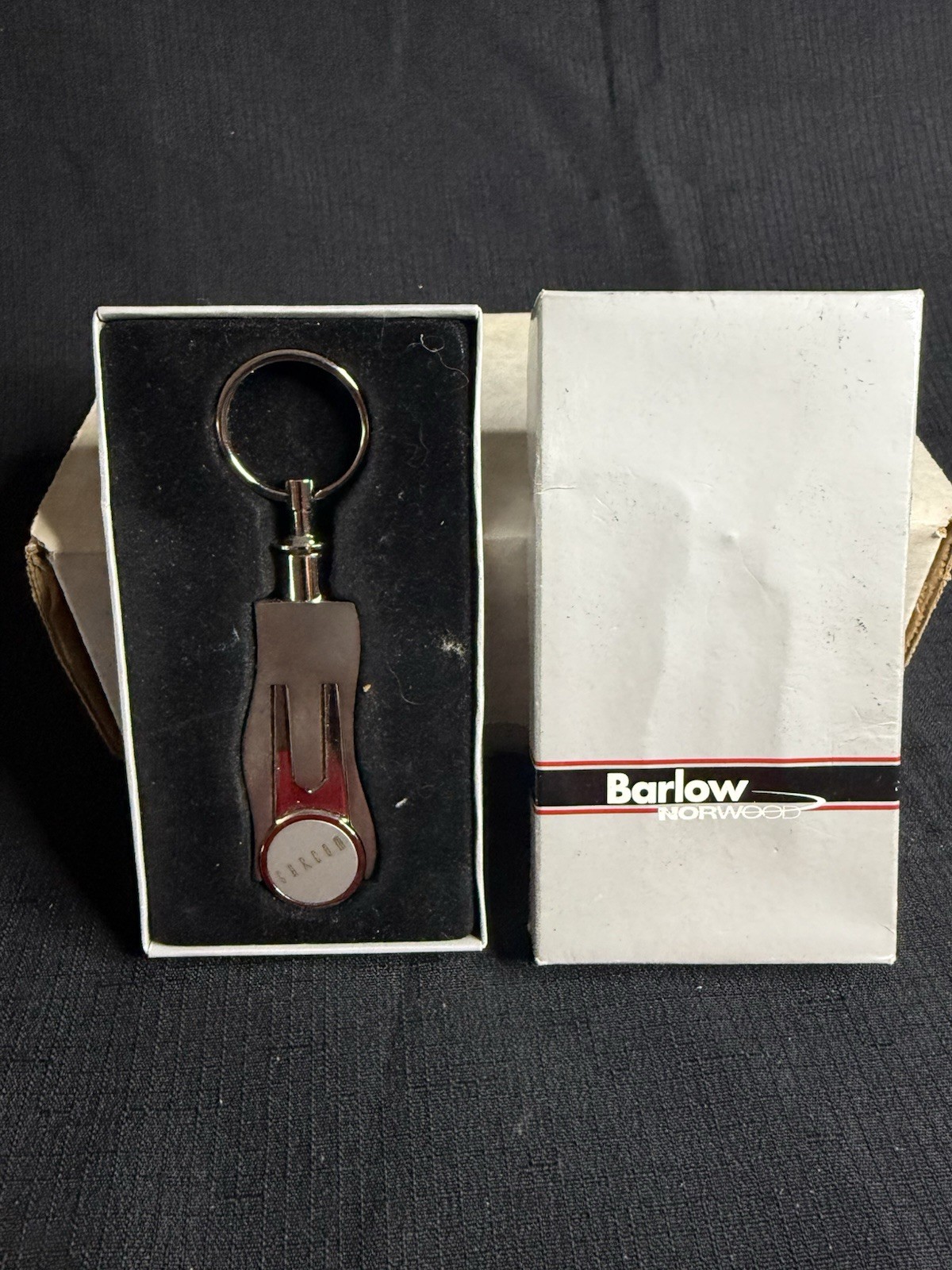 BARLOW DIVOT/BALL MARKER KEY RING WITH BUSINESS ADVERTISEMENT (SARCOM)