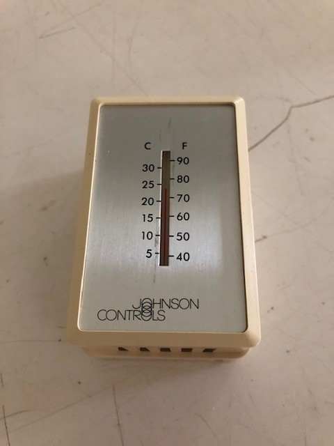 JOHNSON CONTROLS T-4000-2151 Vertical Plastic Cover (Qty 2)