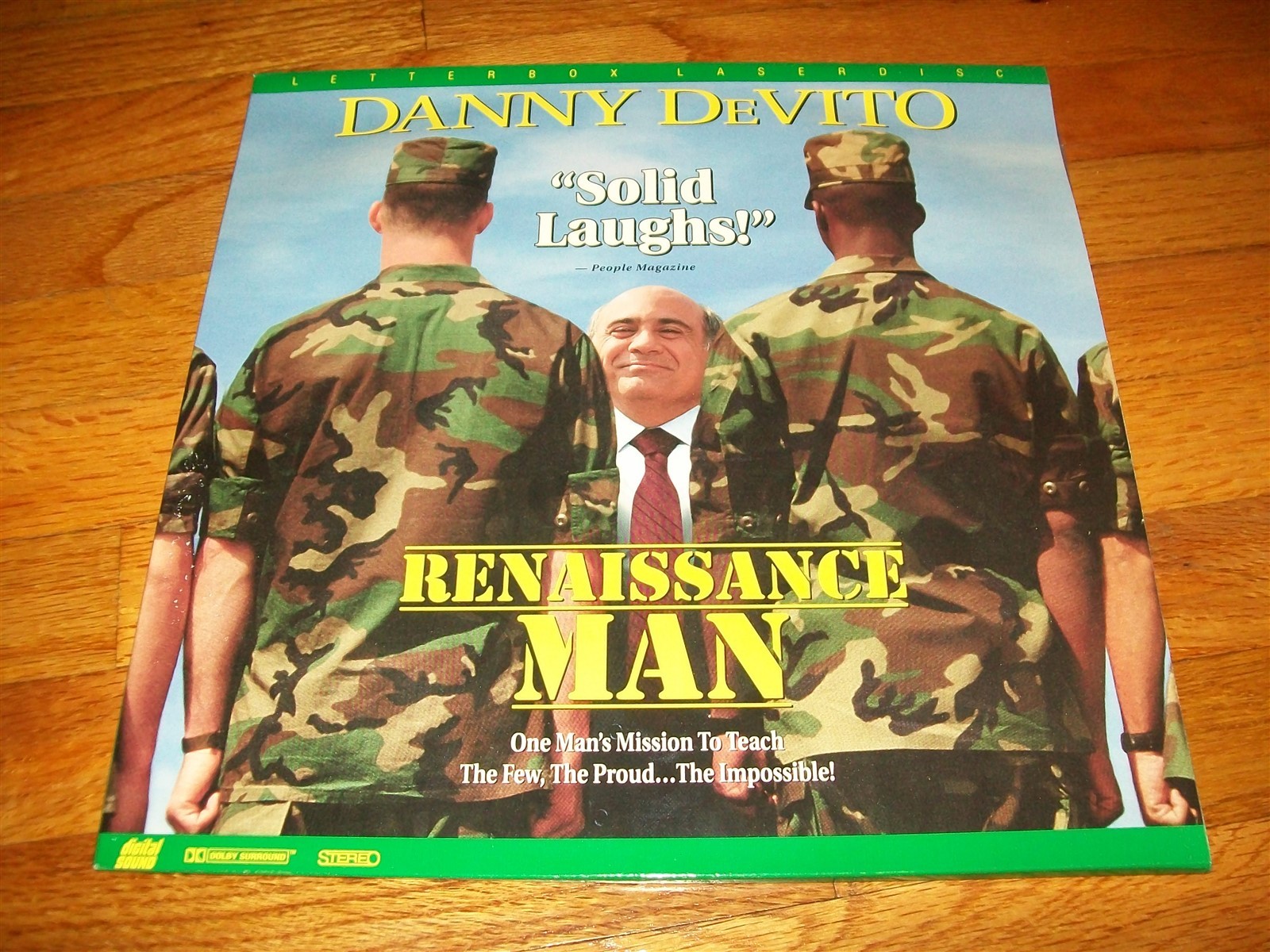 RENAISSANCE MAN 2-Laserdisc LD SET EXCELLENT CONDITION RARE GREAT FILM FUNNY