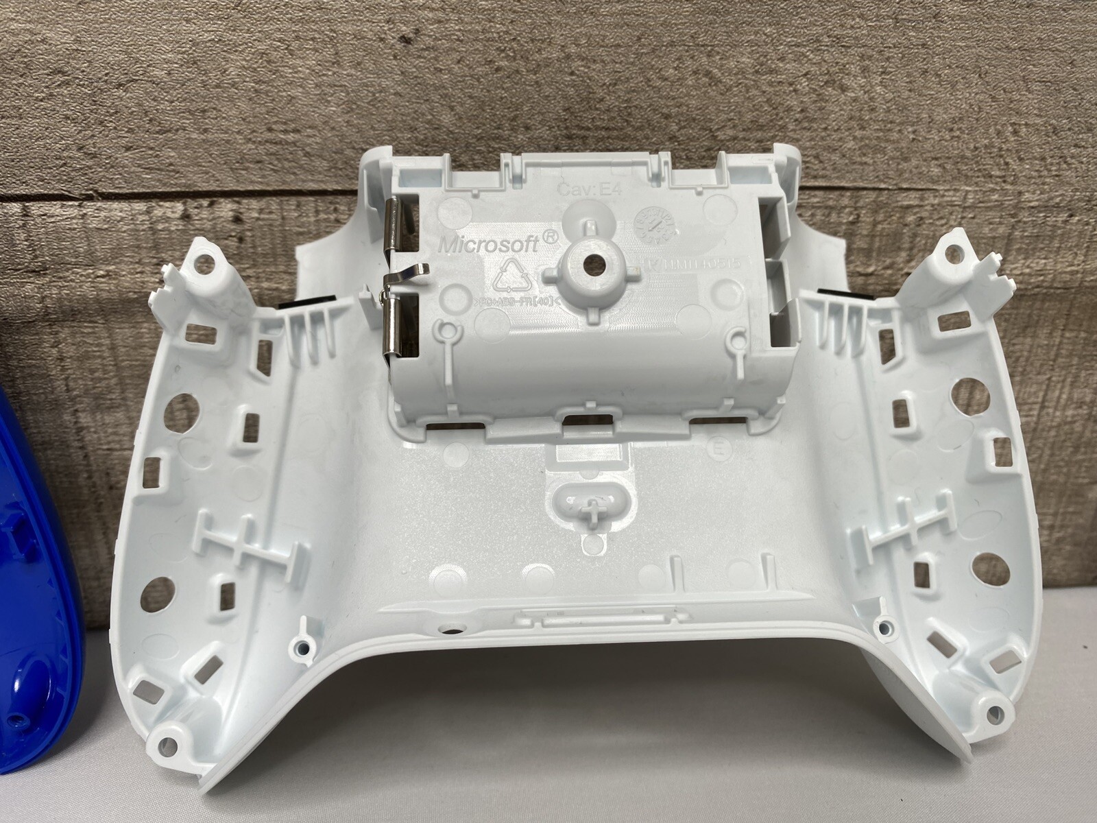 OEM Replacement Xbox Controller Shell 1914 Shock Blue Genuine