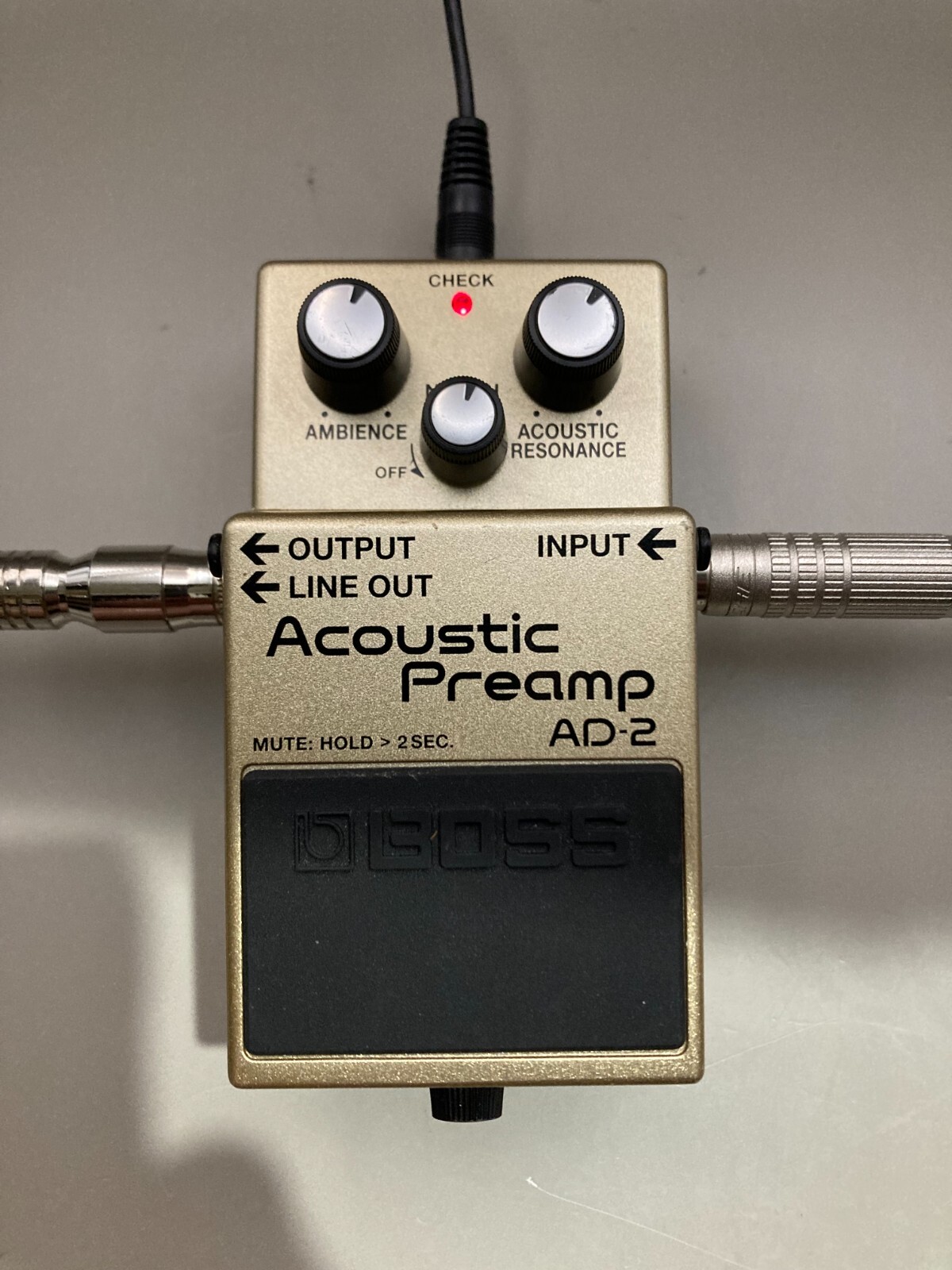 Boss AD-2 Acoustic Preamp Guitar Effects Pedal Tested Working