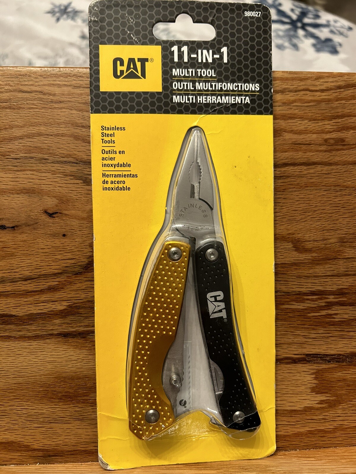 NIB CAT 11-in-1 Multi Tool with Caterpillar Yellow & Black handles. Great Gift!!