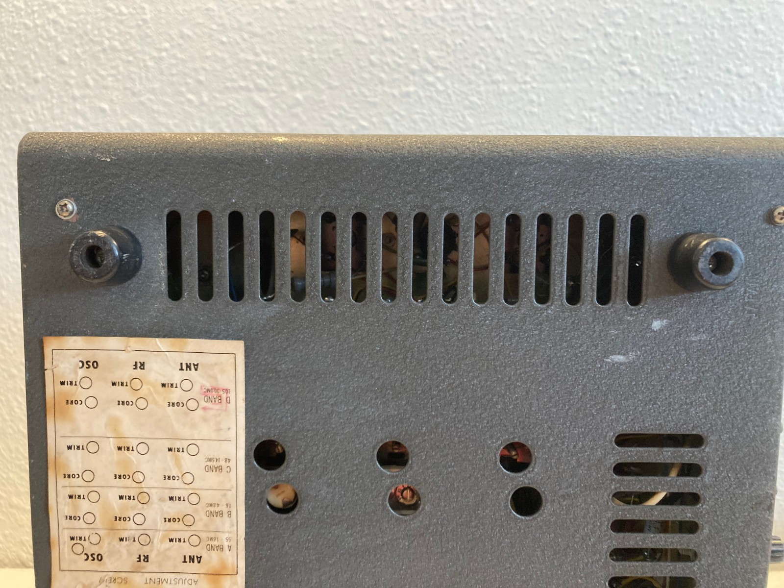Lafayette S.W. / Communications Receiver, Model HE-30 - Powers On