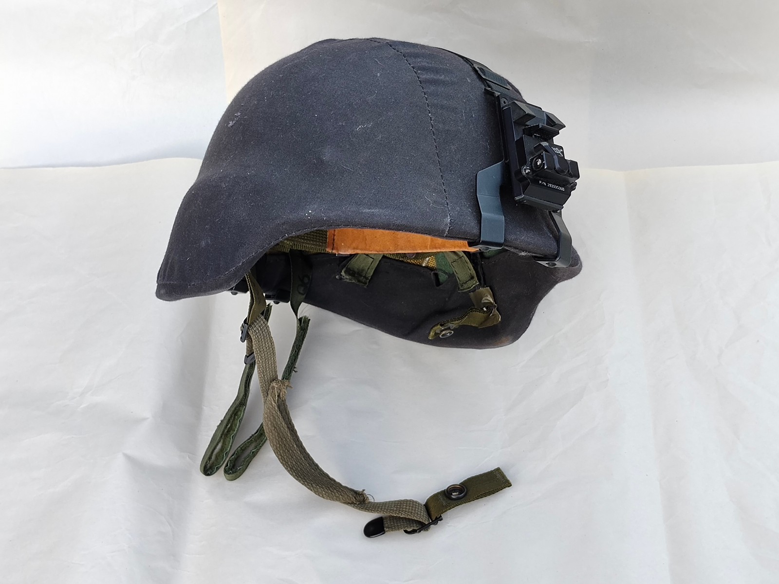 Old Gen Pasgt helmet /w black cover, Wilcox RBR 004F1 NV Mount 28300G06B