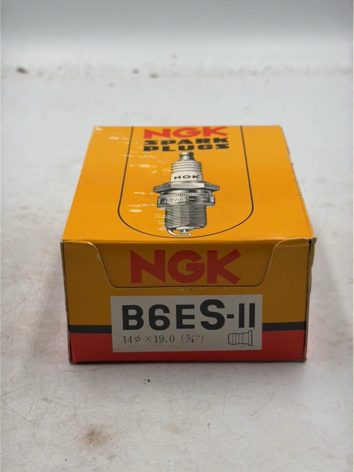NGK B6ES-II spark plug 14mm 19mm copper core set 10 NEW
