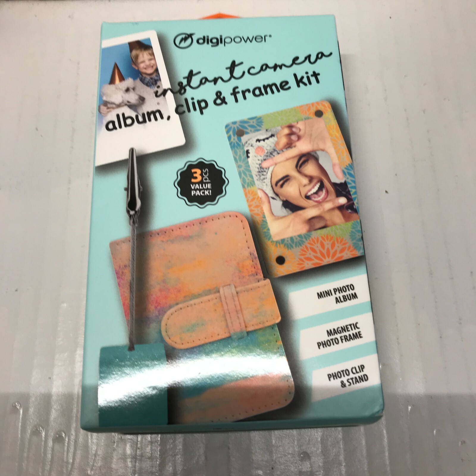 Digipower Instant Camera Album,Frame & Clip Kit