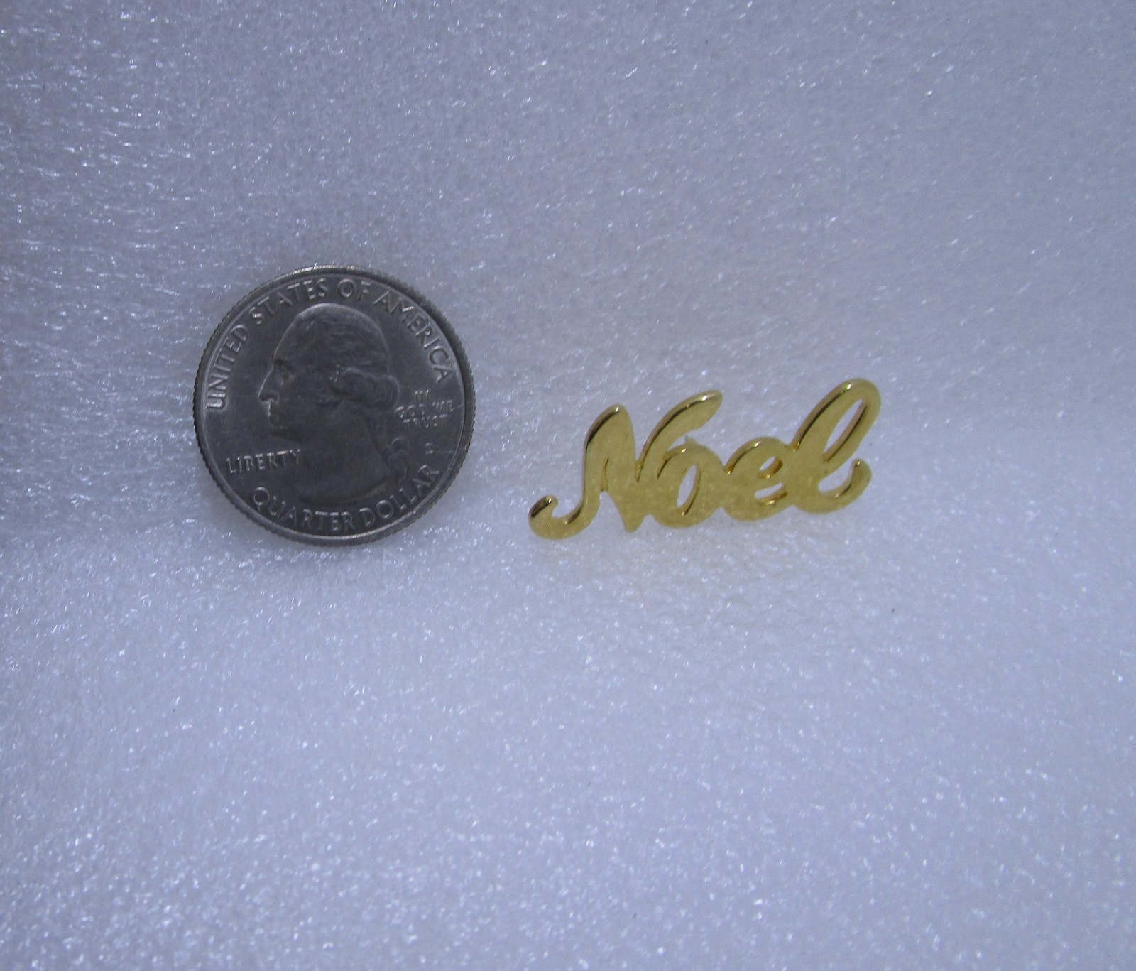 Noel Christmas Pin