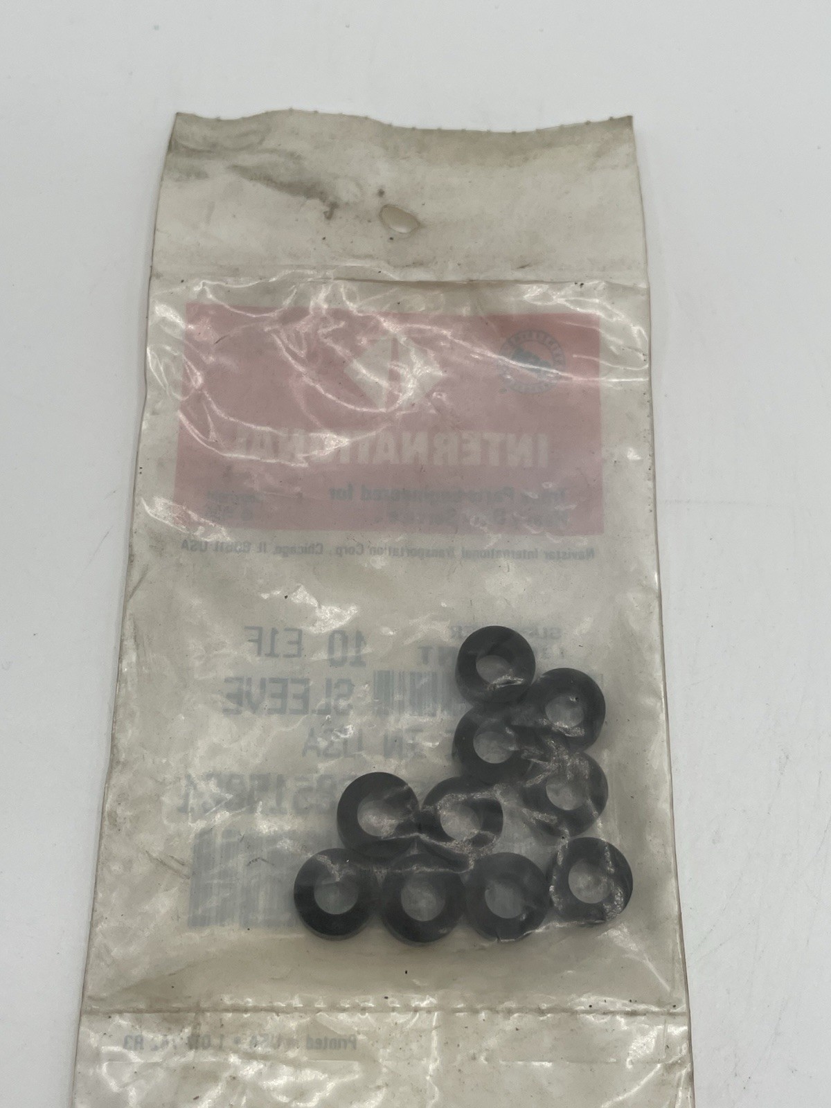 INTERNATIONAL SLEEVE 685158C1 Quantity 1