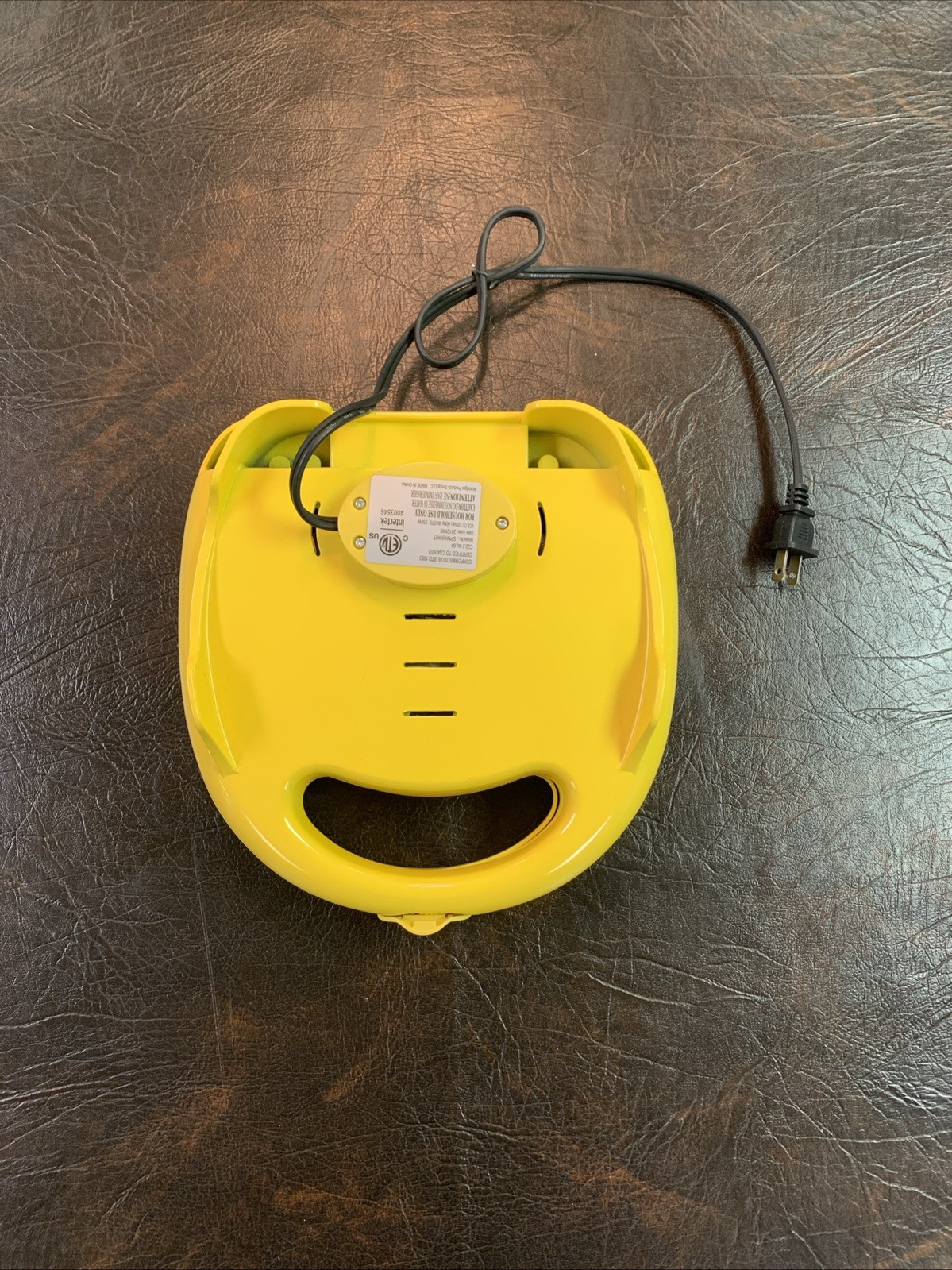 Soft Pretzel Maker Nostalgia Electrics Open Box Never Used
