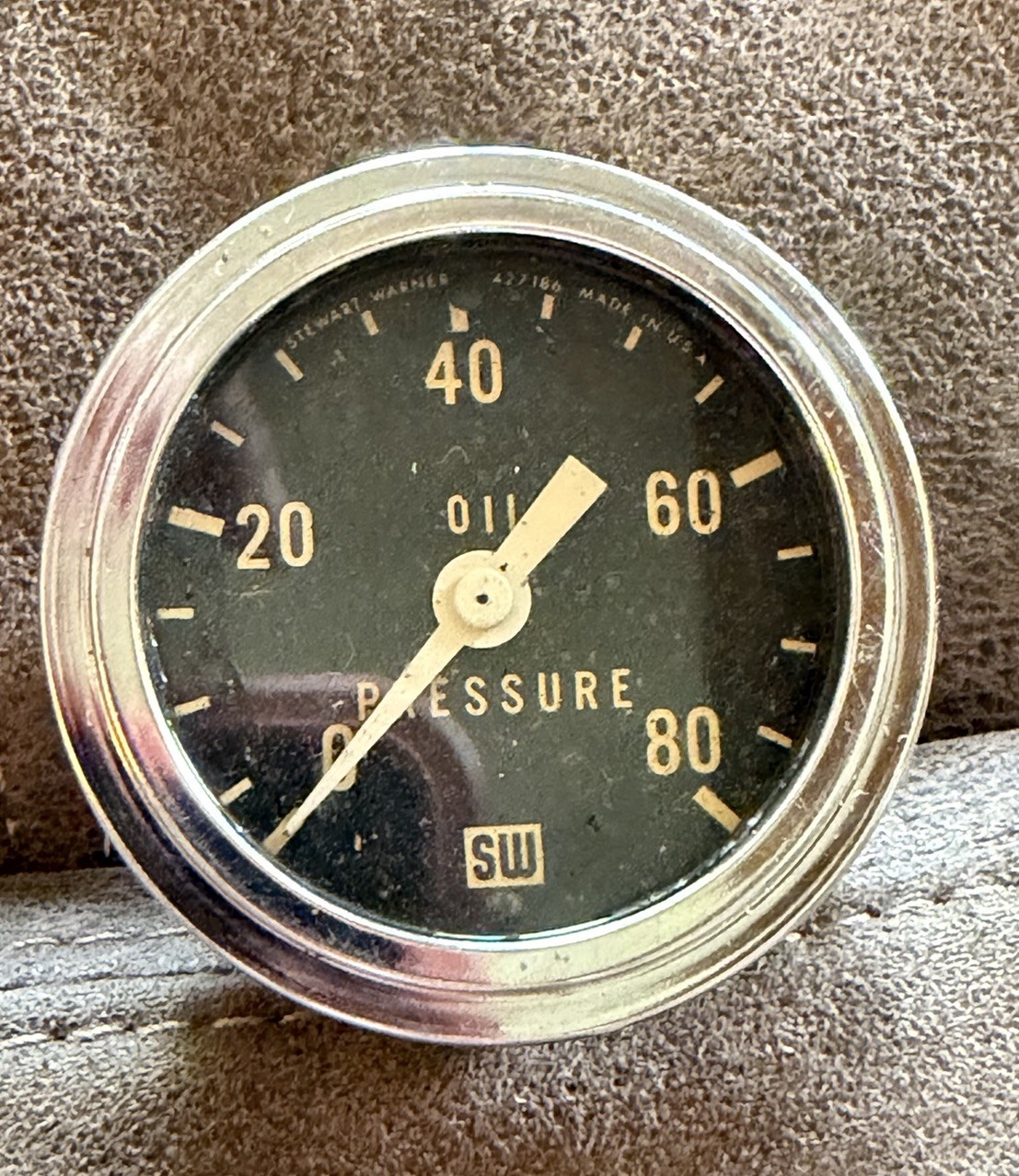 427186 Stewart-Warner Oil Pressure Indicator