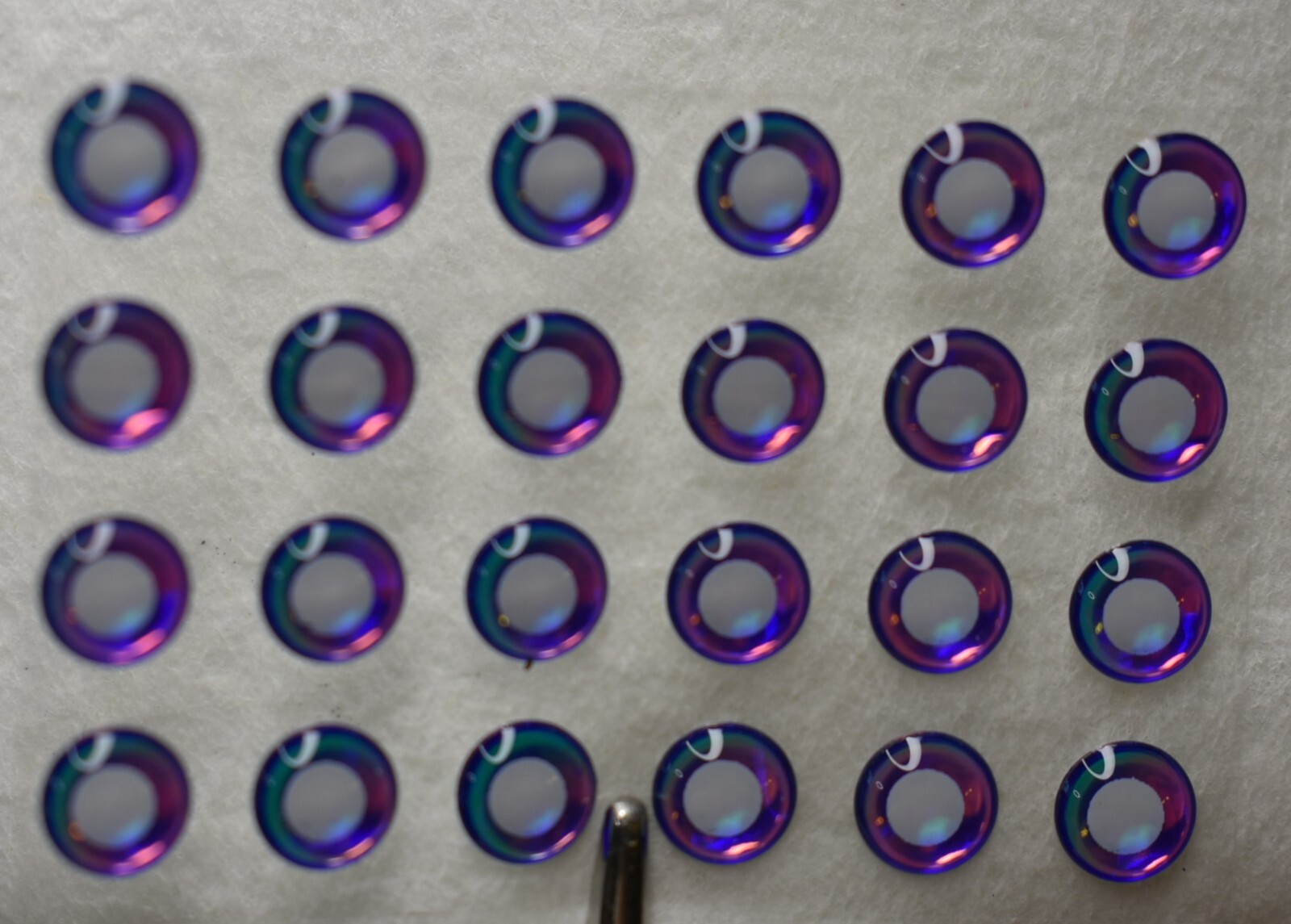 24, LUSH LAVENDAR IRIDESCENT 4mm or 5/32"  3D Soft Molded Eyes Fly Tying