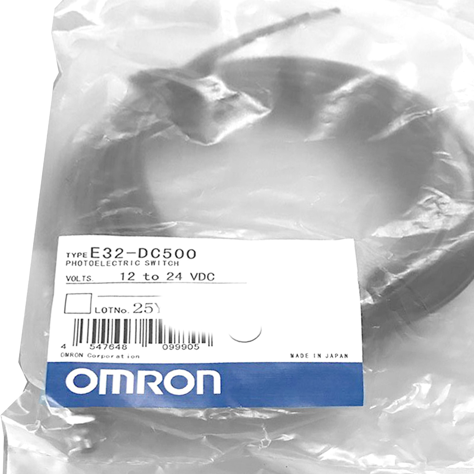 New Omron E32-DC300 / E32-TC300 / E32-DC500 / E32-TC500 Sensor Unit