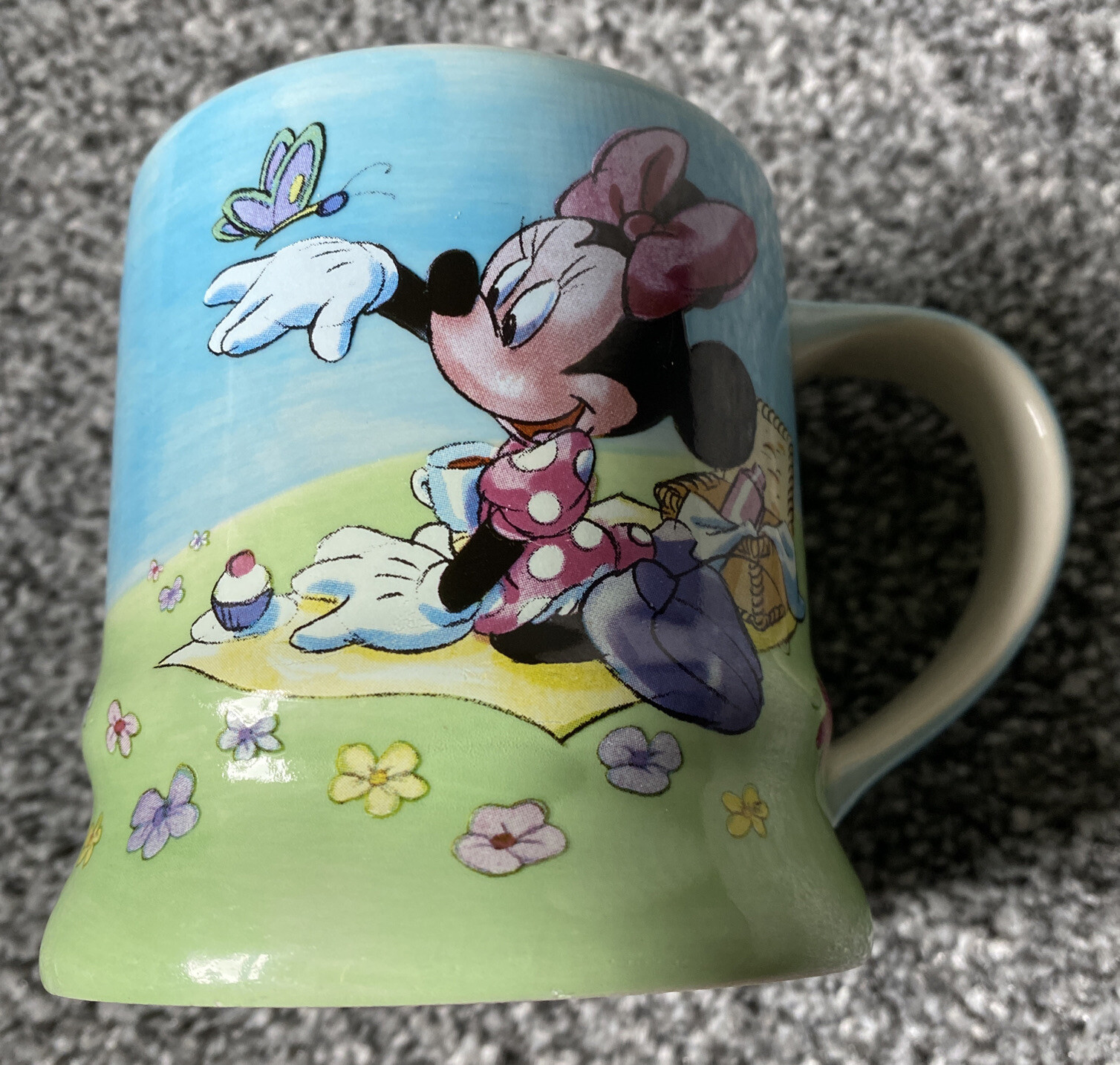 Disney Store Exclusive Mug Minnie Mouse Flowers Butterflies Pretty