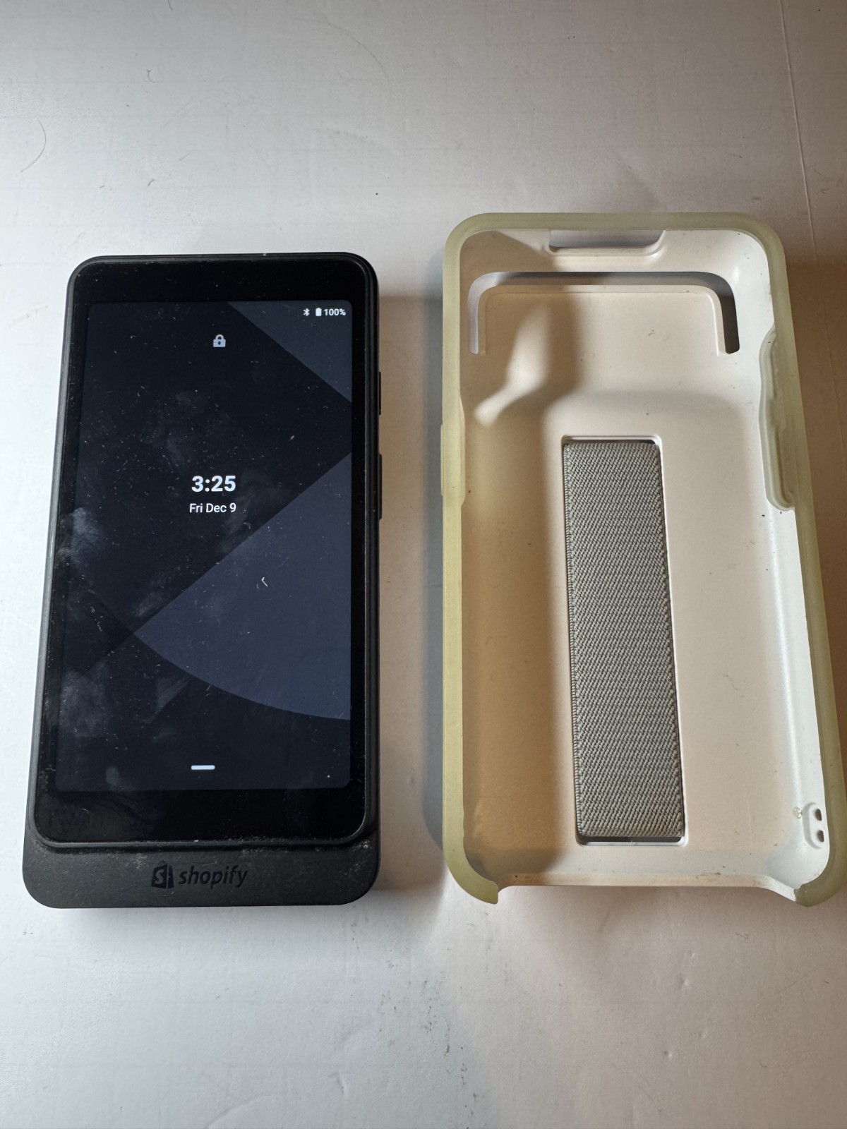 Shopify POS GO S2001 Handheld Portable Card Reader & Barcode Scanner No Pwr Cord