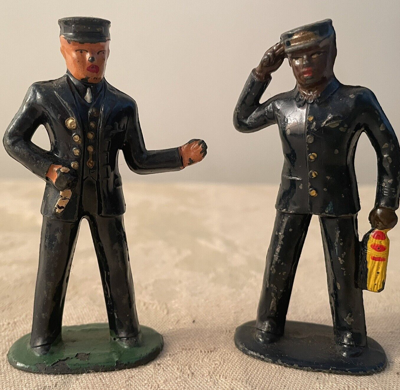 VINTAGE TWO TRAIN WORKMEN MINIATURES 3” for STANDARD 0 TRAIN LAYOUT