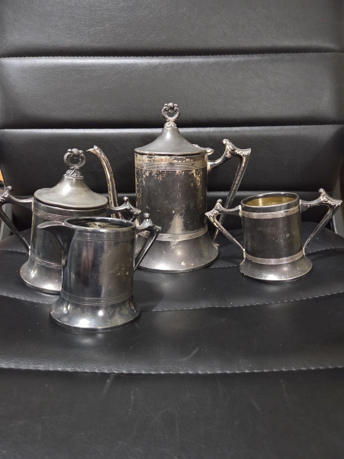 4 Piece VINTAGE SHEFFIELD USA Made SILVER PLATE NO 851 TEApot & Set