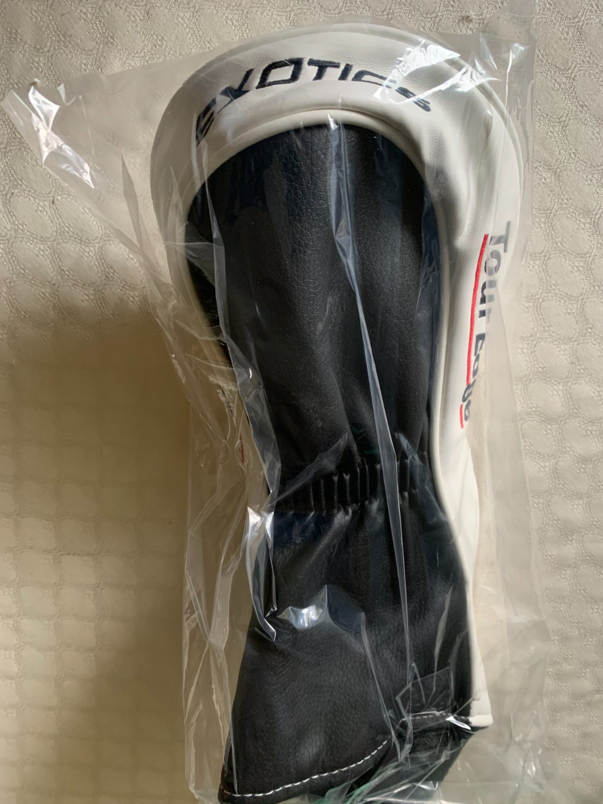 NEW Tour Edge EXOTICS 725 Driver Headcover Black/White (TEU)