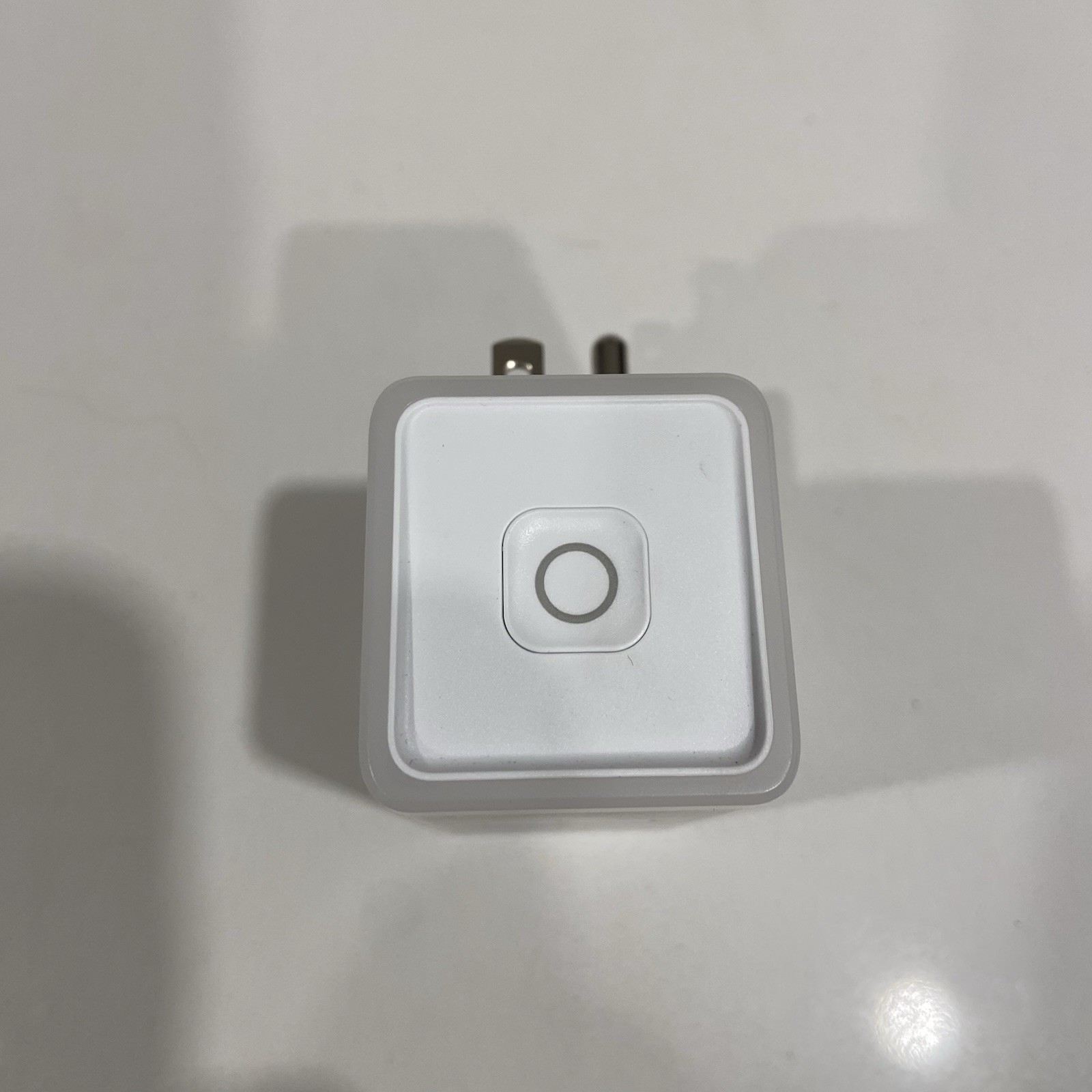TP-Link Smart Wi-Fi Plug Mini White (HS105) - Turns On - Not Tested